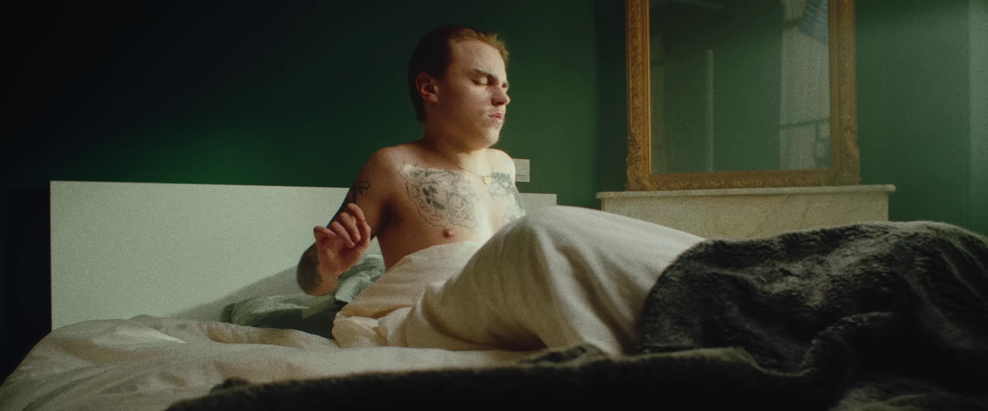 ARGENT TAFF (2023) —  shot,  lighting