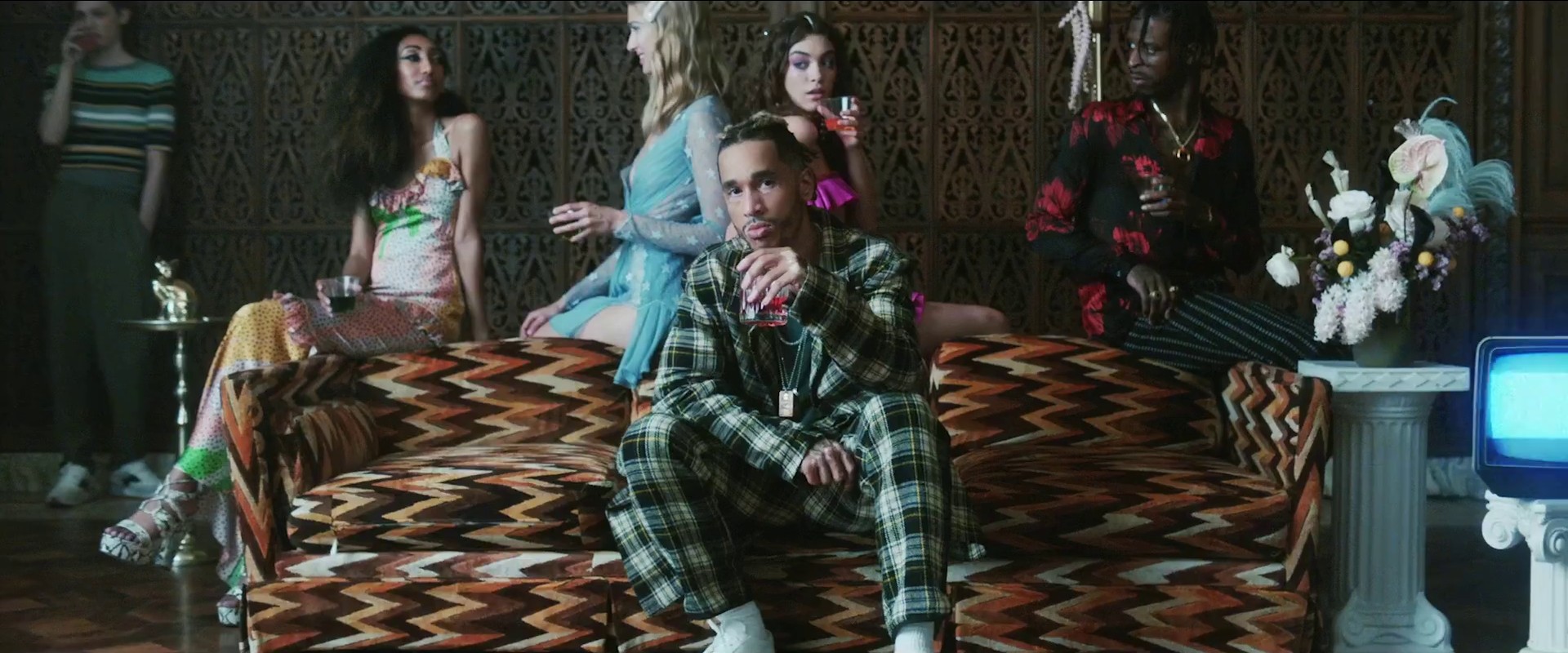 boyfriend (2019) —  shot,  lighting