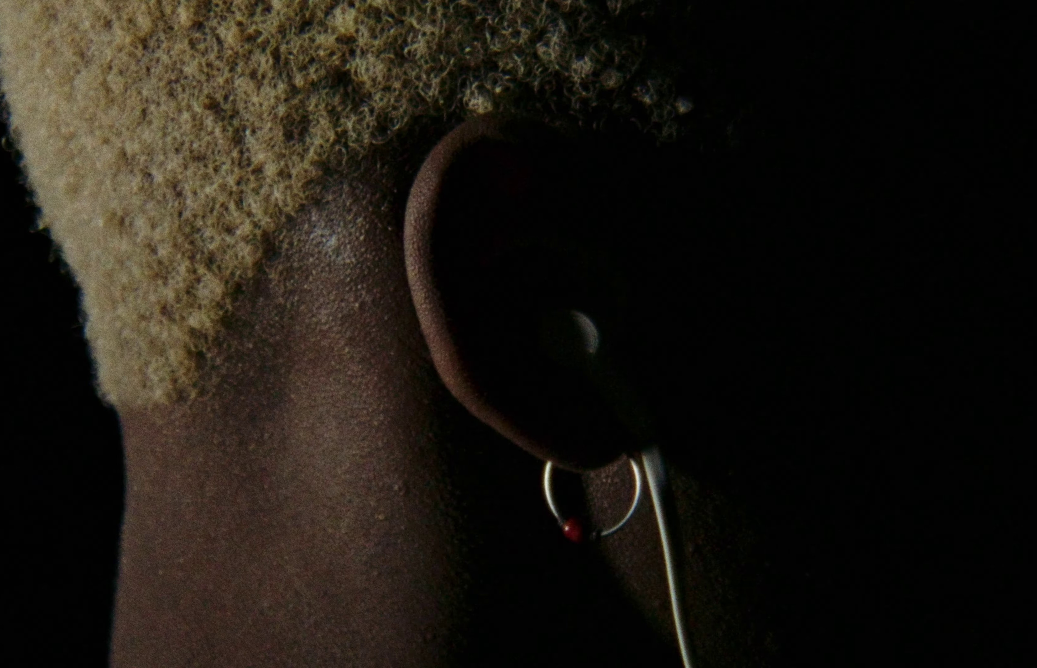 Habaytak (2023) —  shot,  lighting