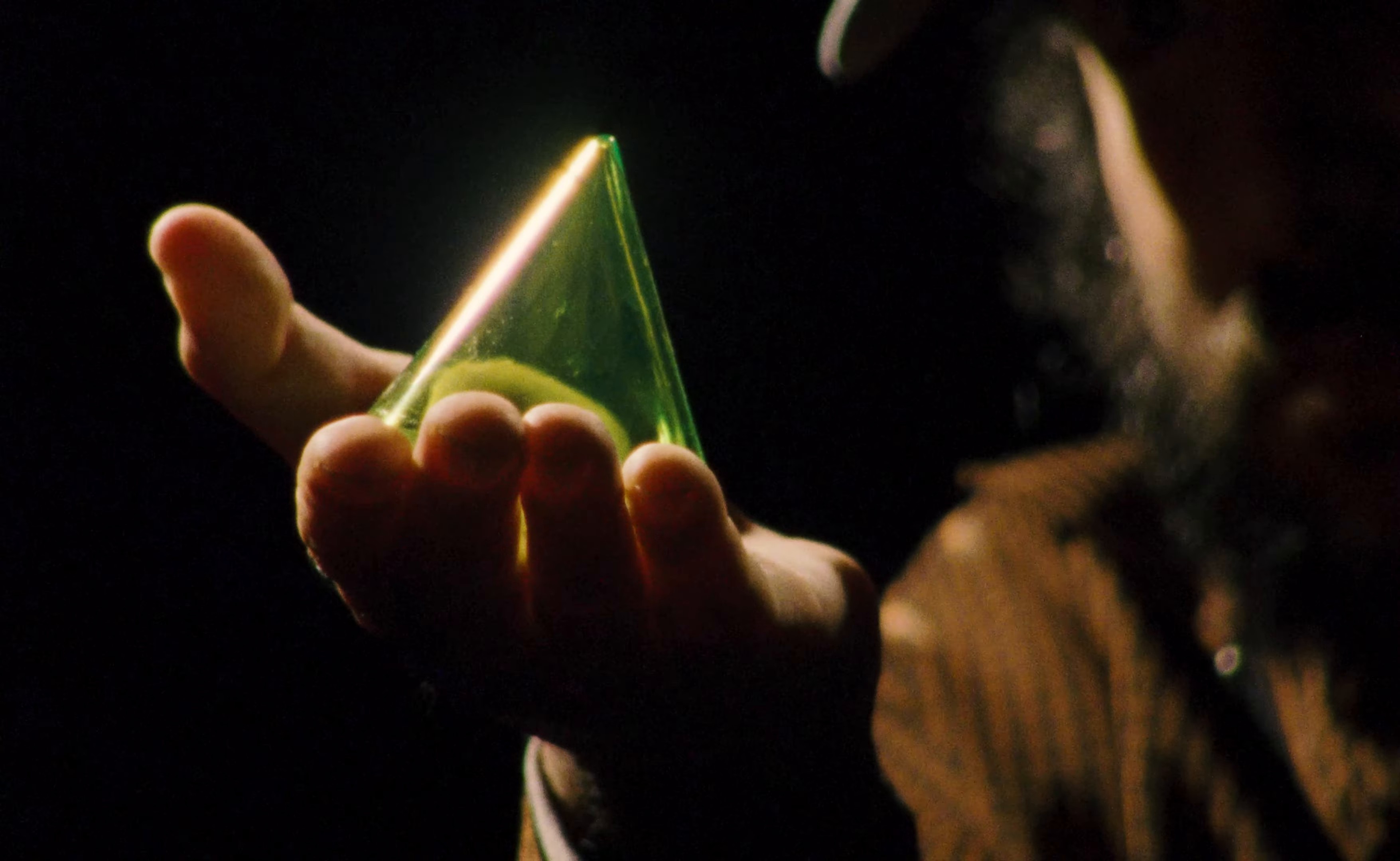 ❍ Triangular Girl (2024) —  shot,  lighting