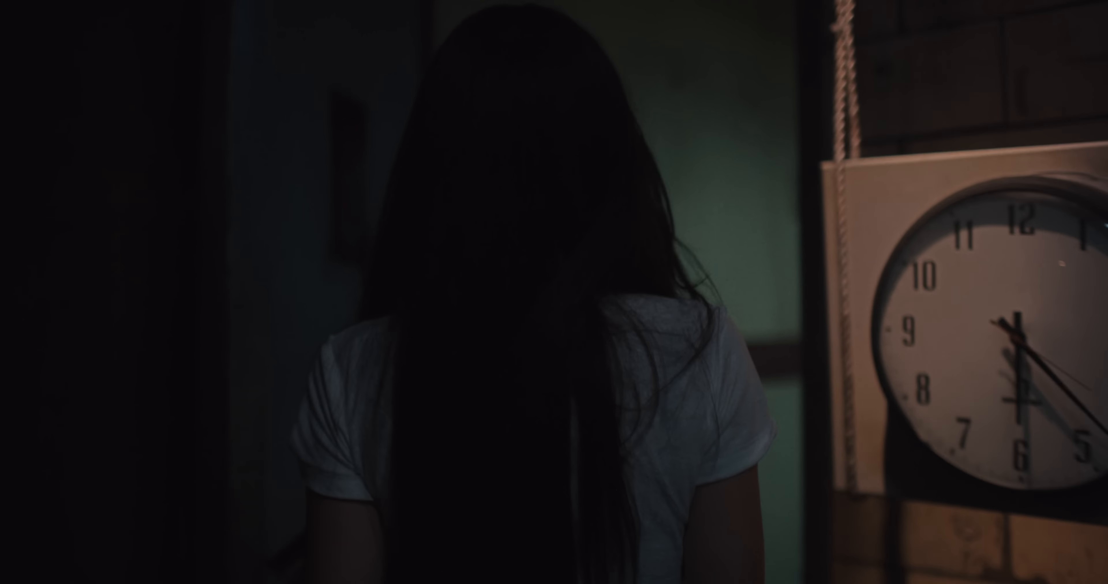 15 MINUTES (2024) —  shot,  lighting