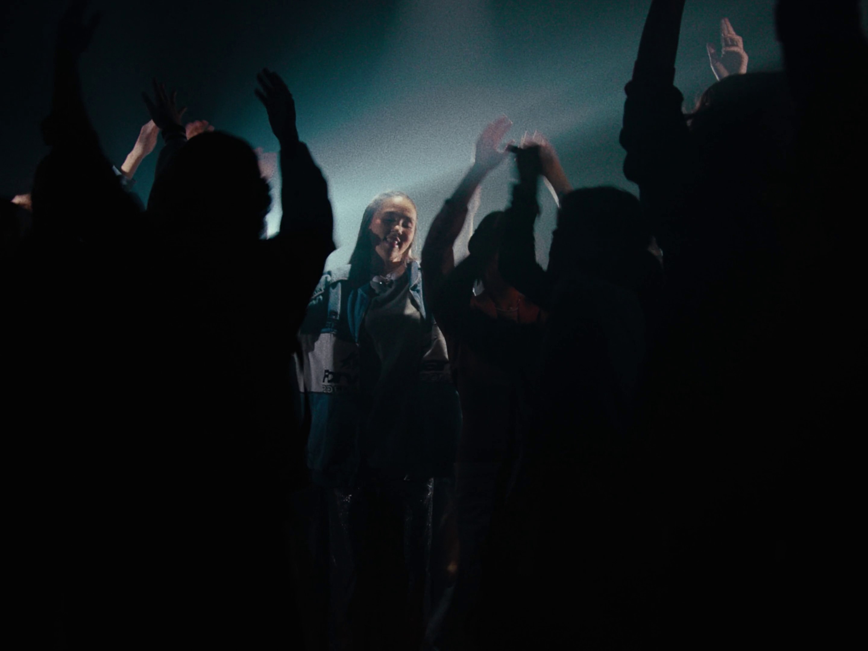 Ayau - t.s.u. x Samsung | Galaxy Flip5 (2024) —  shot,  lighting