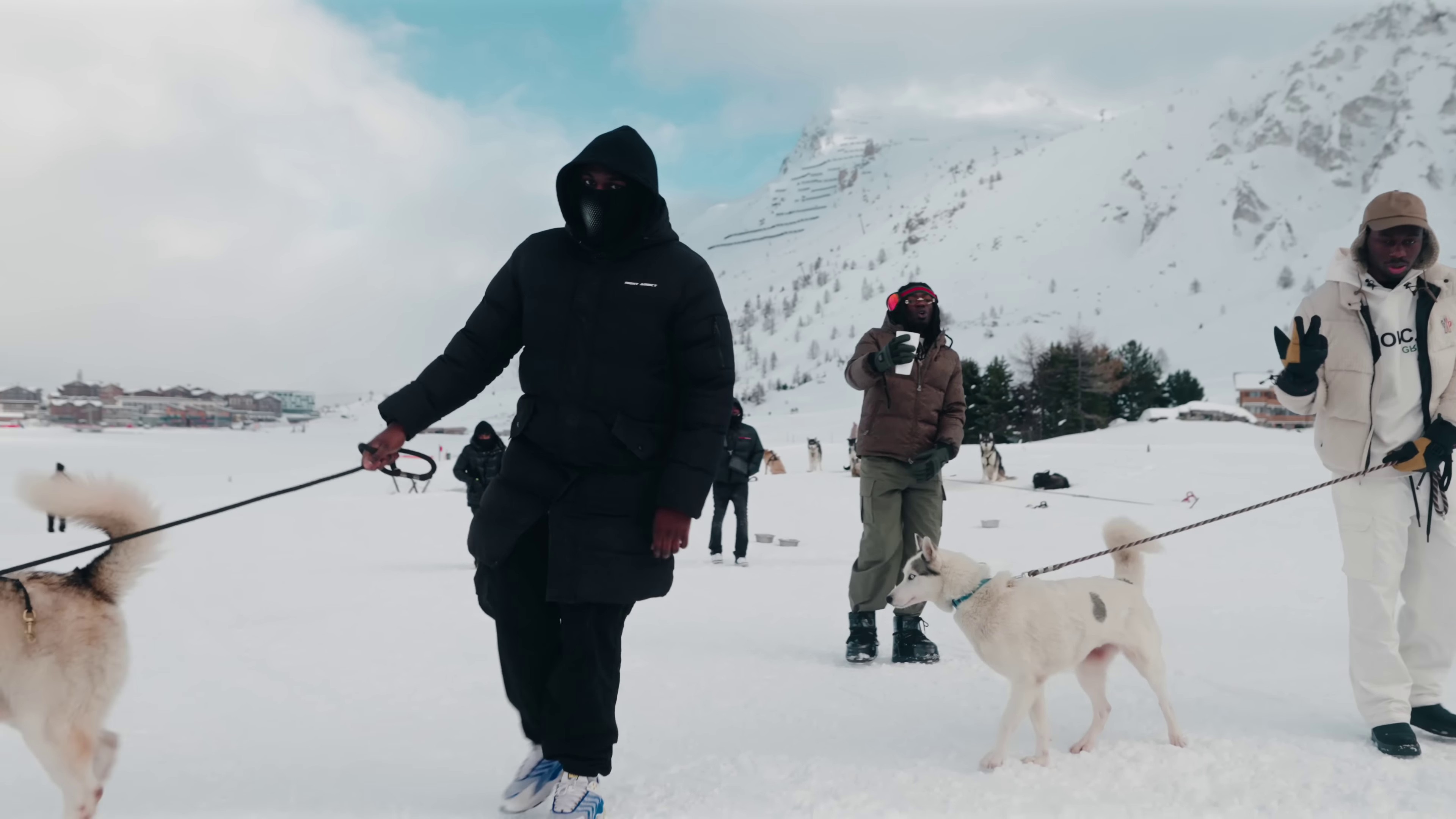 CARTIER (2023) —  shot,  lighting