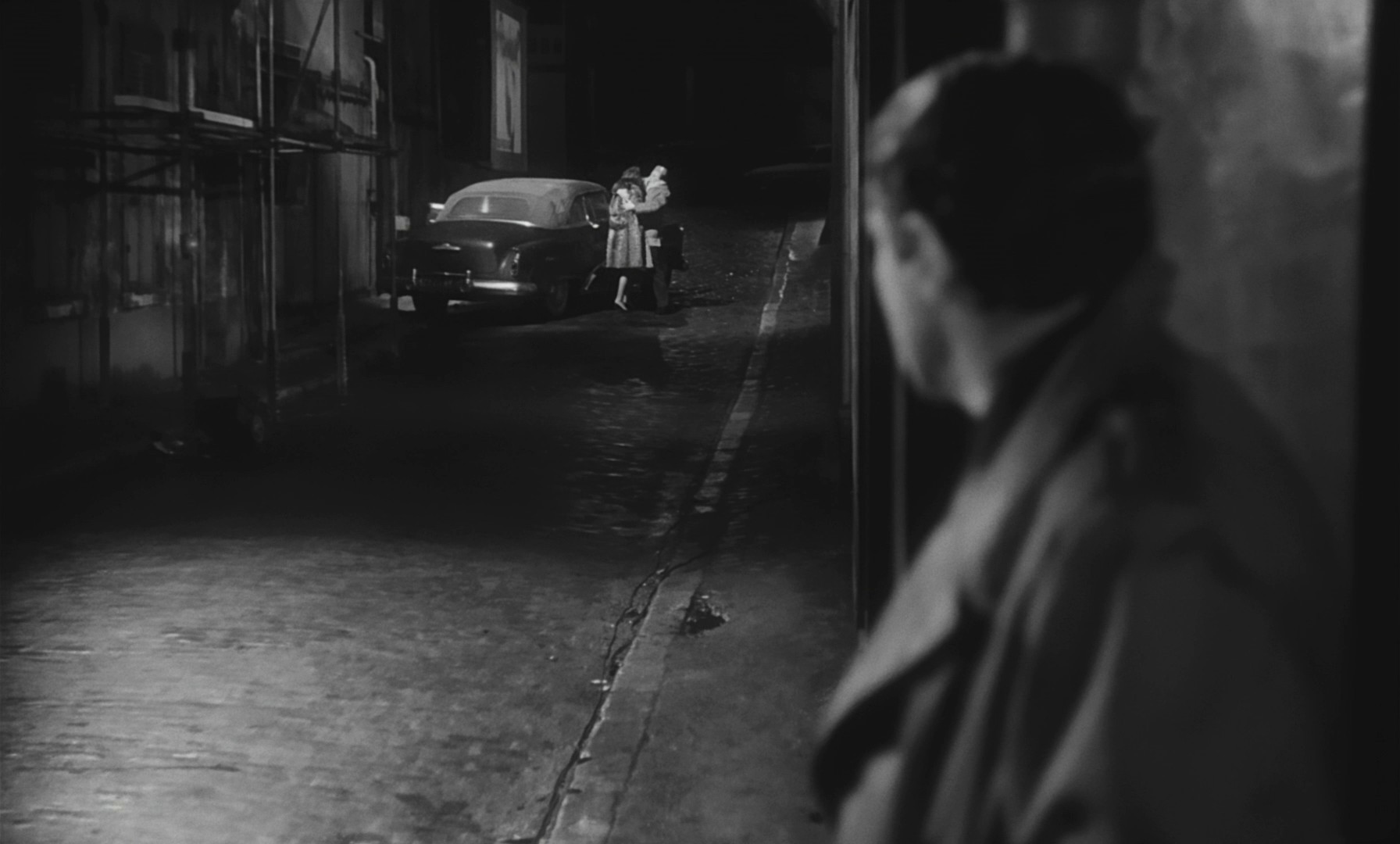 Le monte-charge (1962) —  shot,  lighting