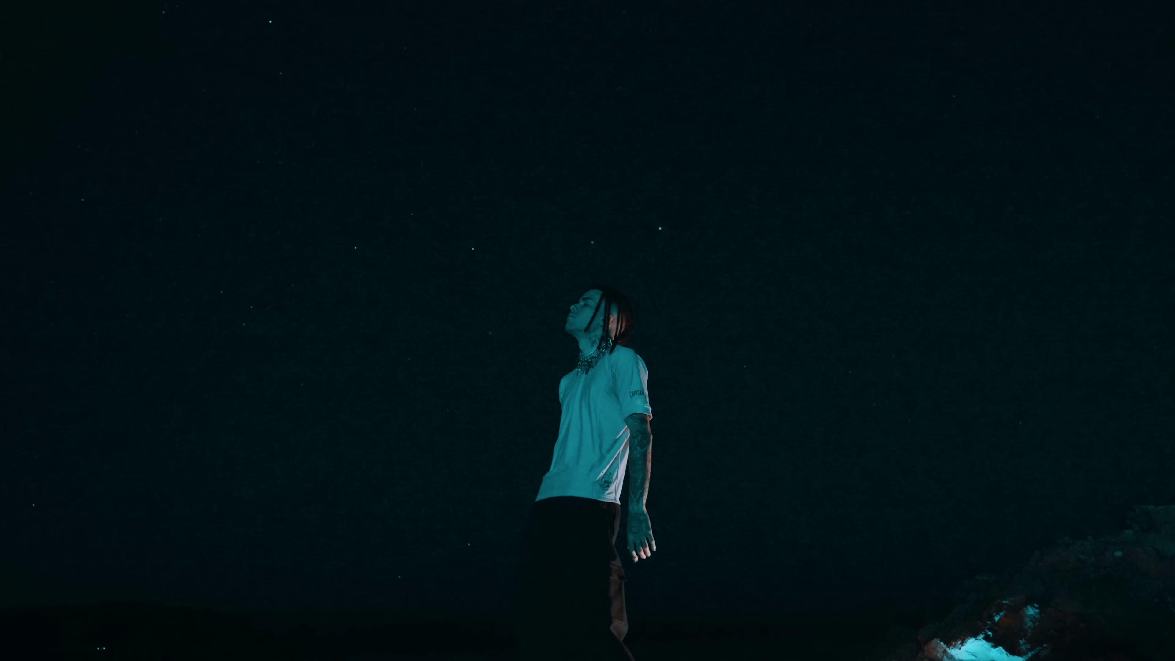 POPPIN (2024) —  shot,  lighting