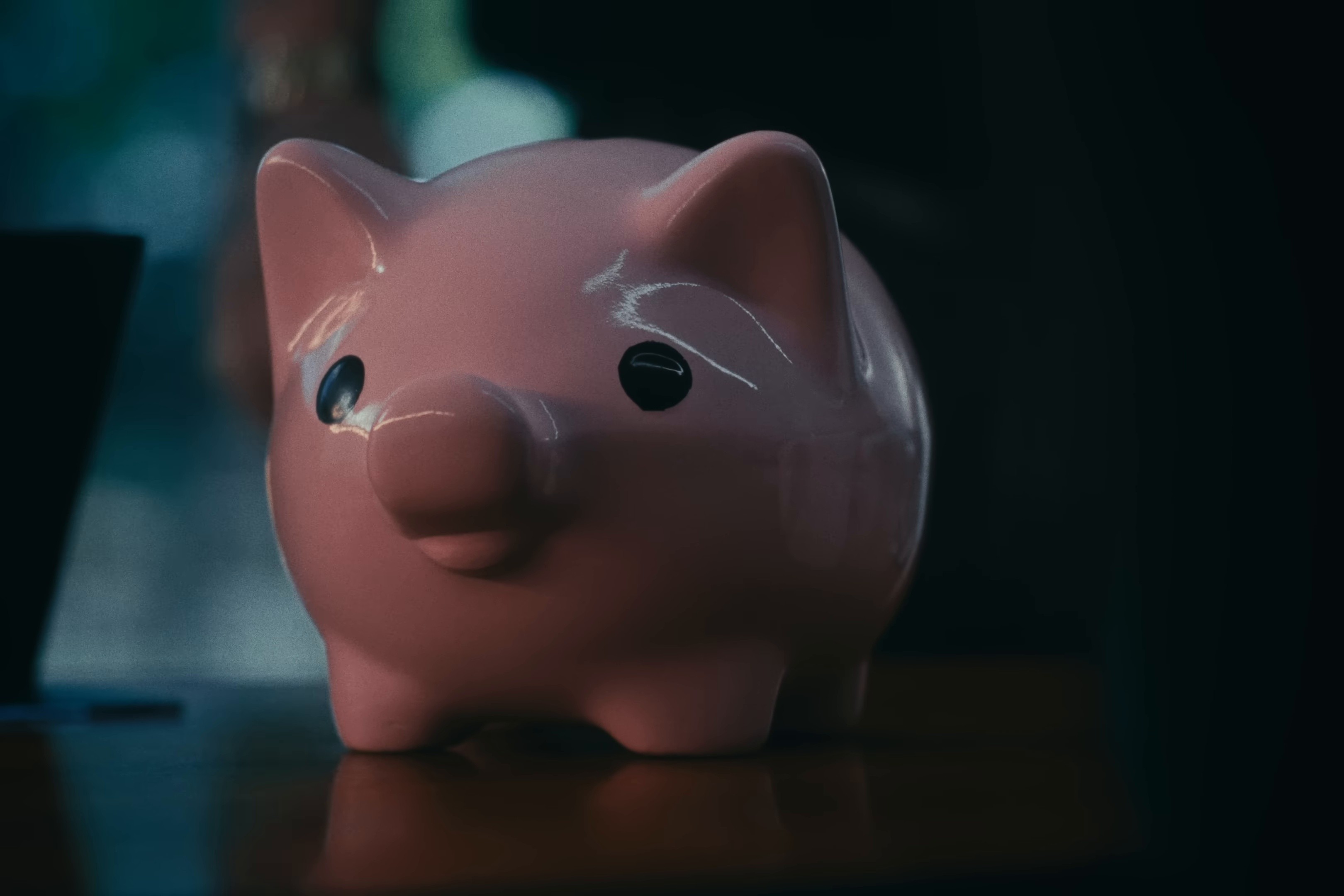 MONEY (2025) —  shot,  lighting