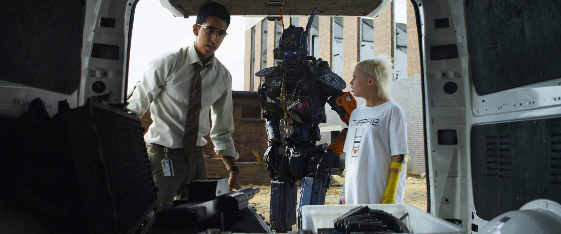Chappie (2015) —  shot,  lighting