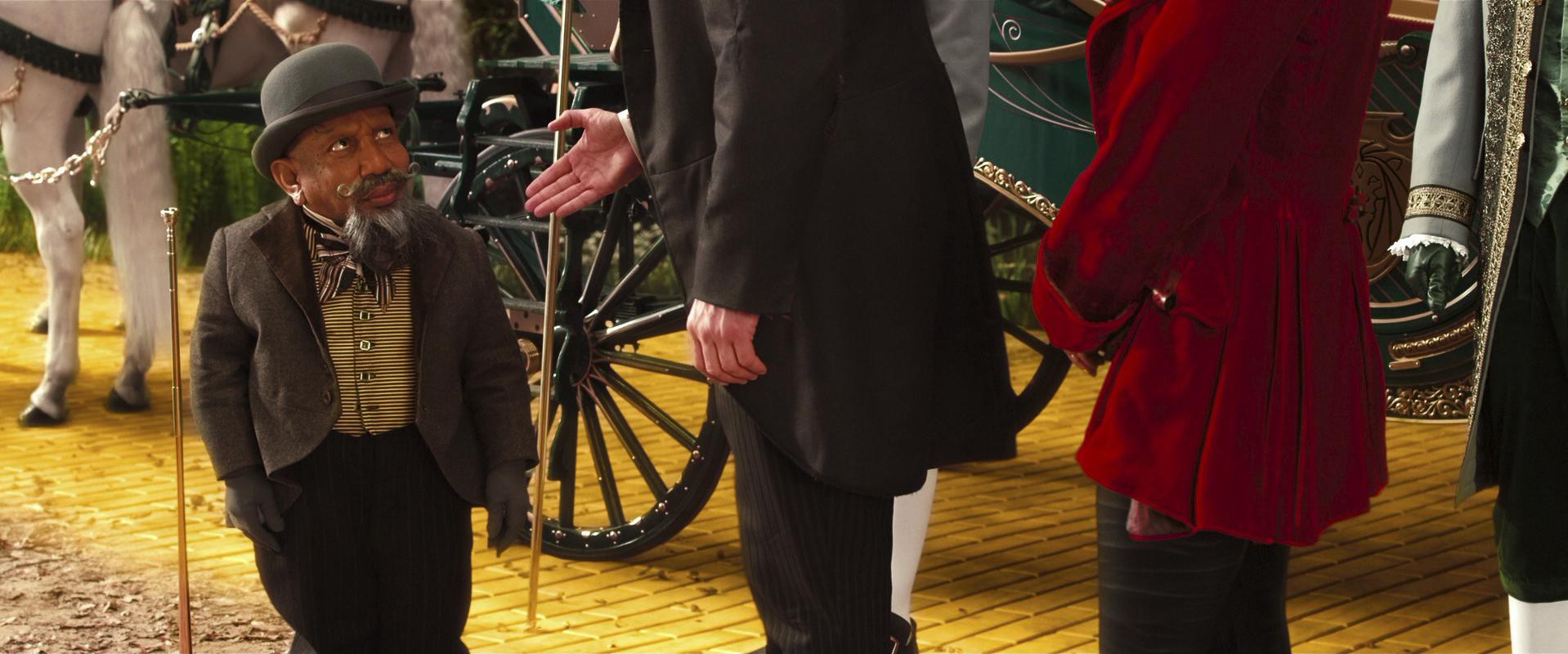 Oz The Great and Powerful (2013) —  shot,  lighting