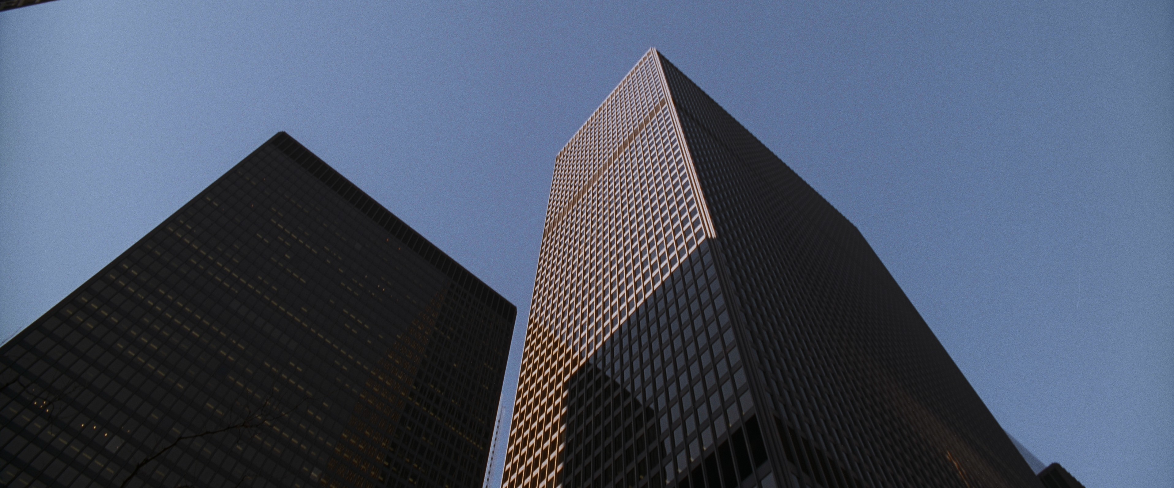 American Psycho (2000) —  shot,  lighting