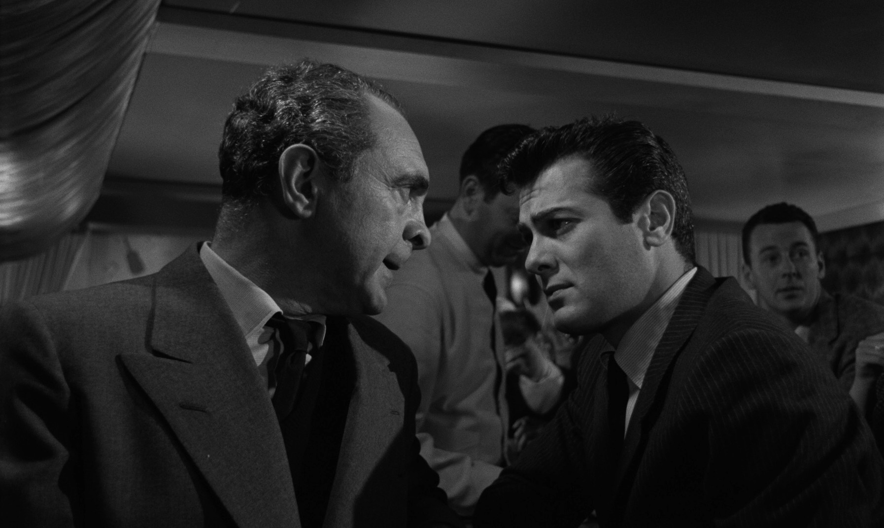 Sweet Smell of Success (1957) —  shot,  lighting