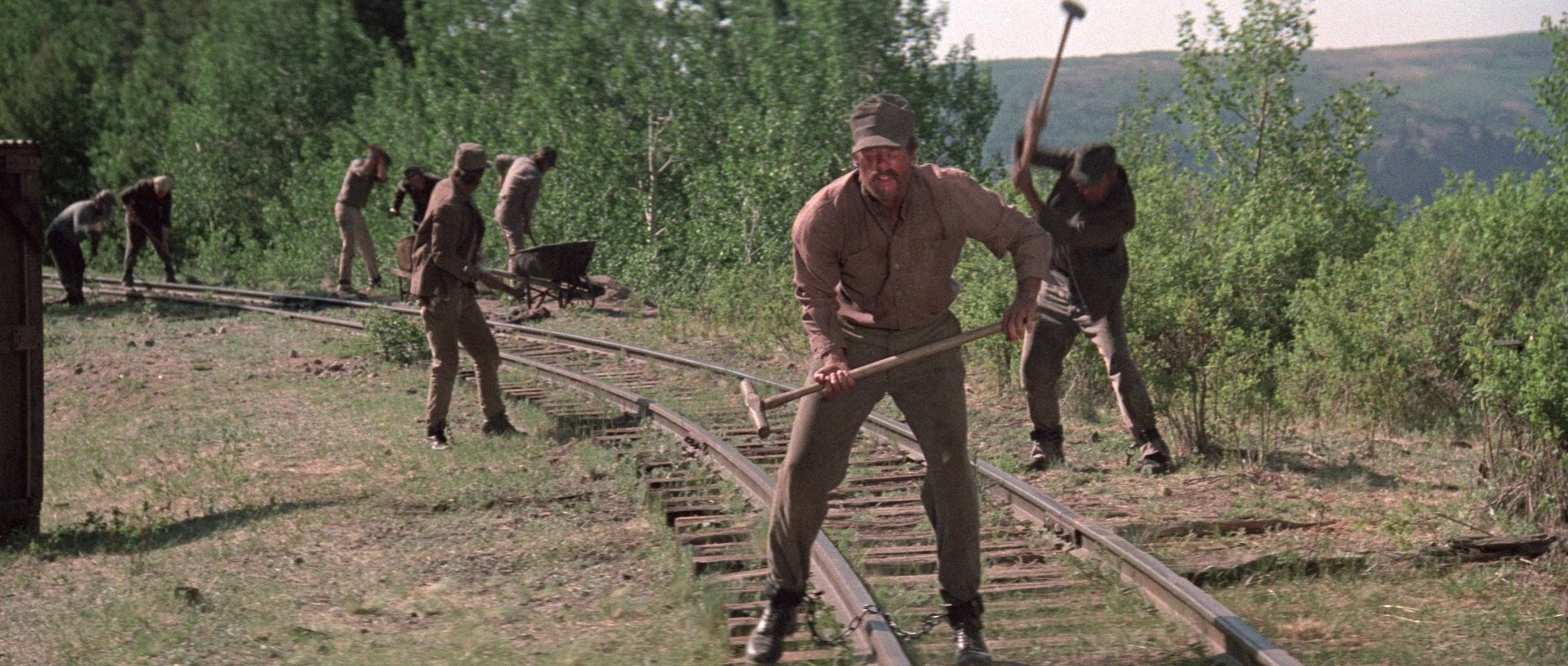 Bite the Bullet (1975) —  shot,  lighting