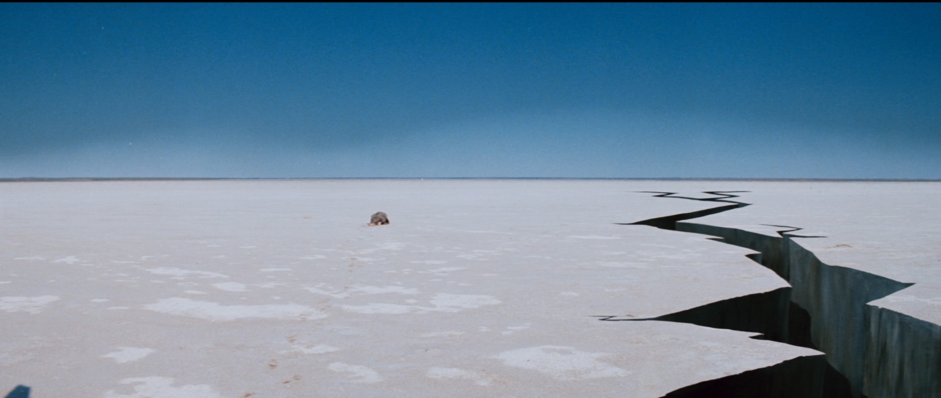 Razorback (1984) —  shot,  lighting