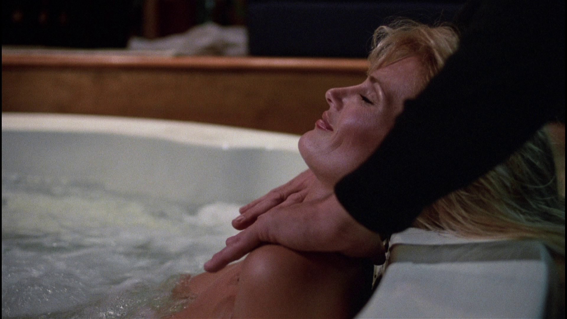 Tightrope (1984) —  shot,  lighting