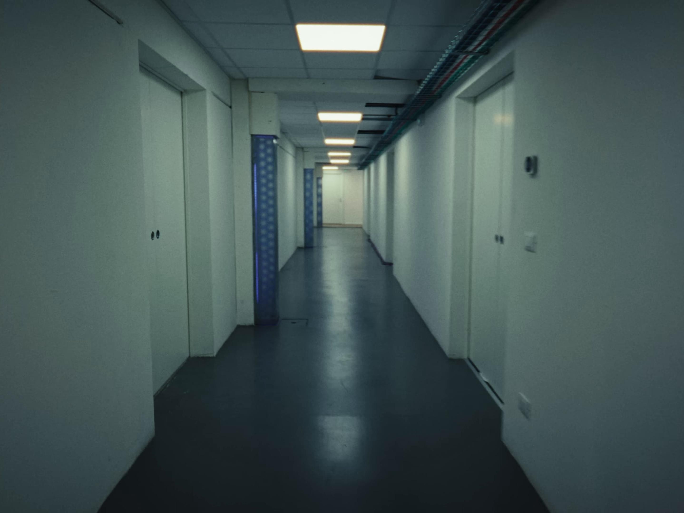 Ipocrita fratello (2025) —  shot,  lighting