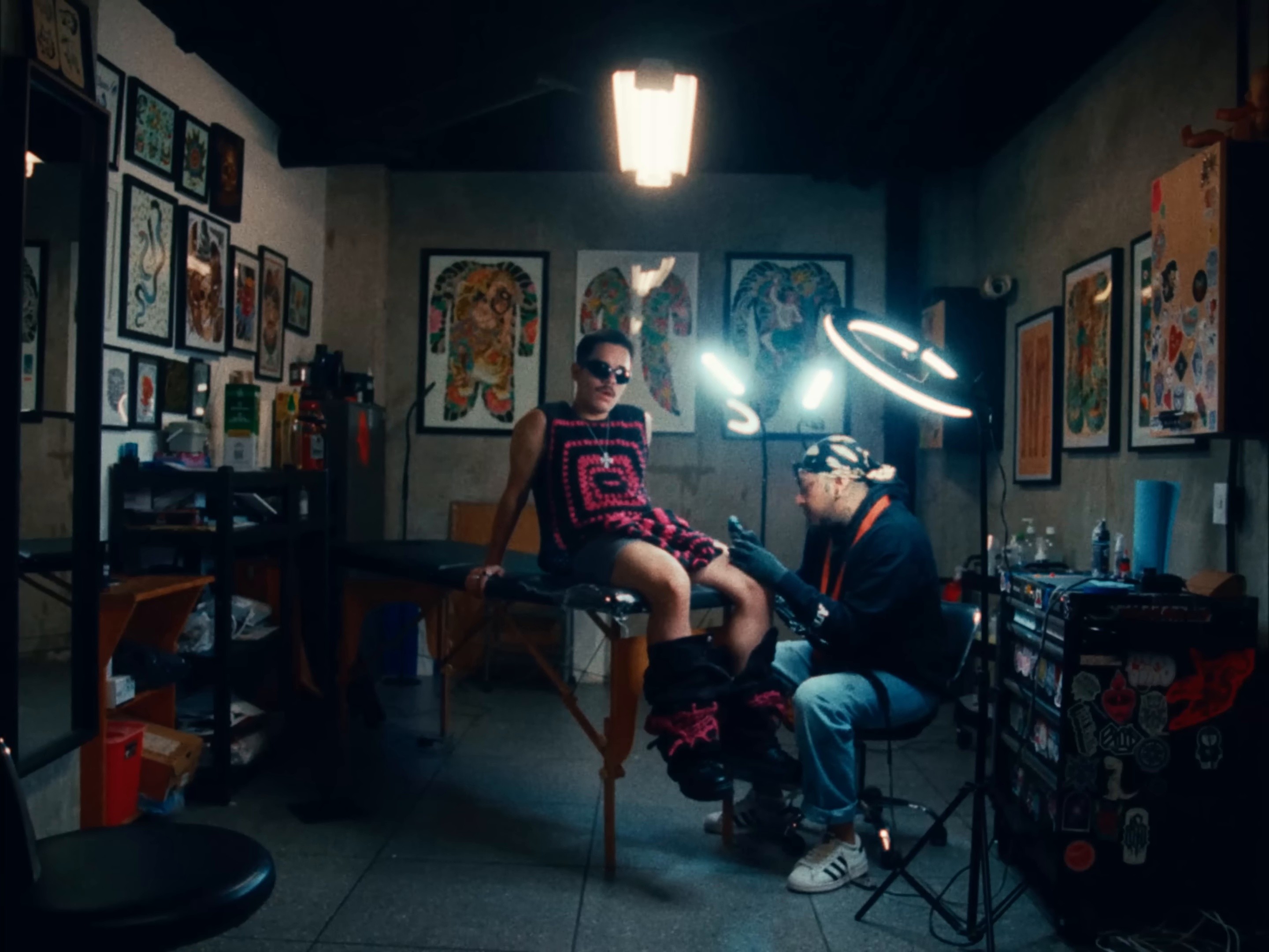 LOVELANGUAGE (2023) —  shot,  lighting