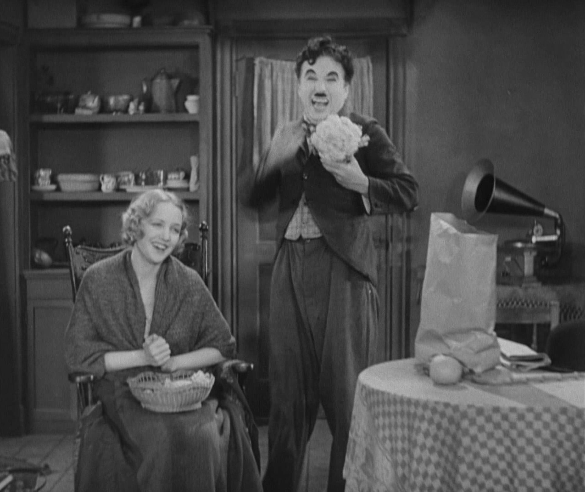 City Lights (1931) —  shot,  lighting