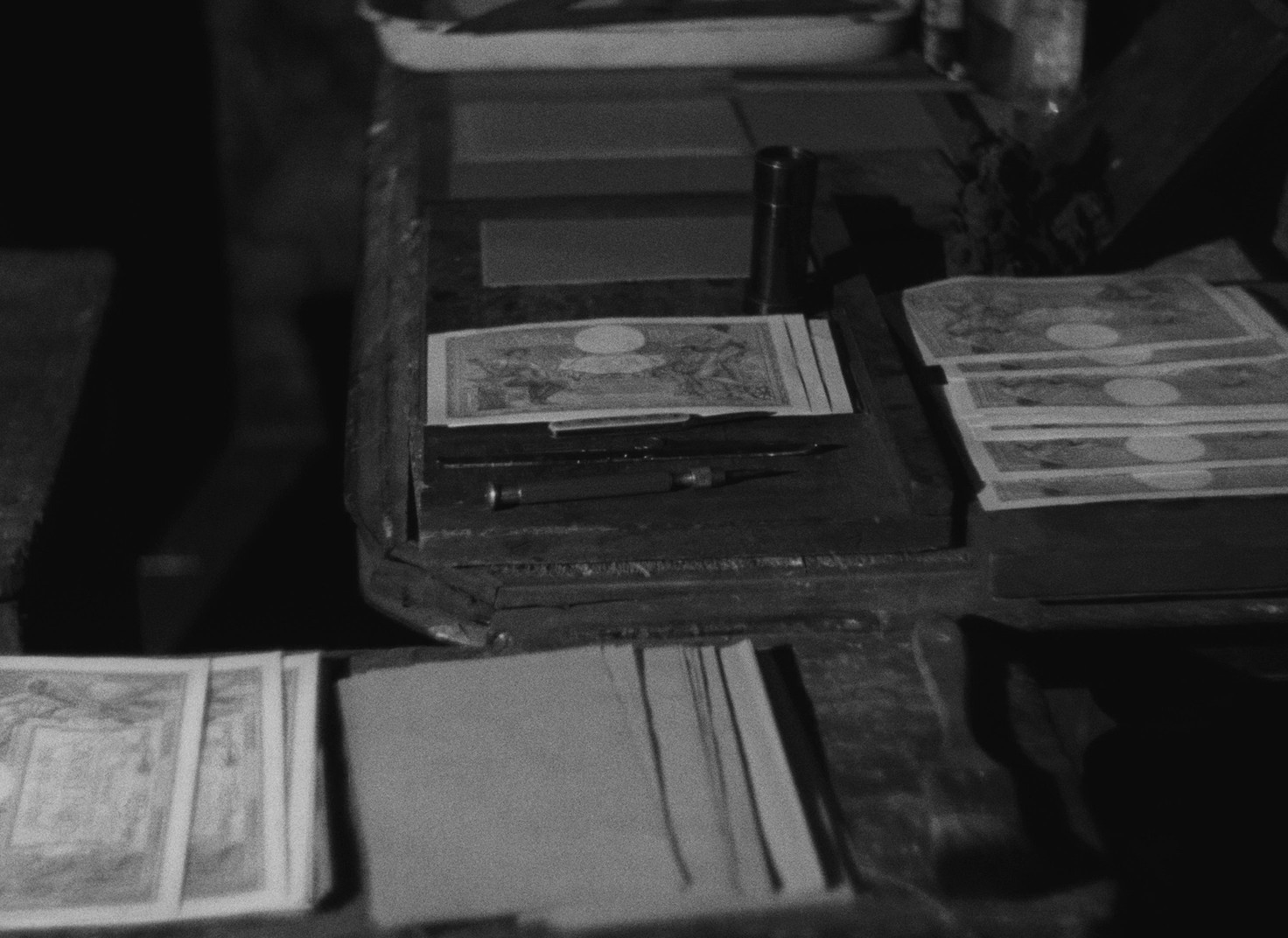 Les disparus de St. Agil (1938) —  shot,  lighting