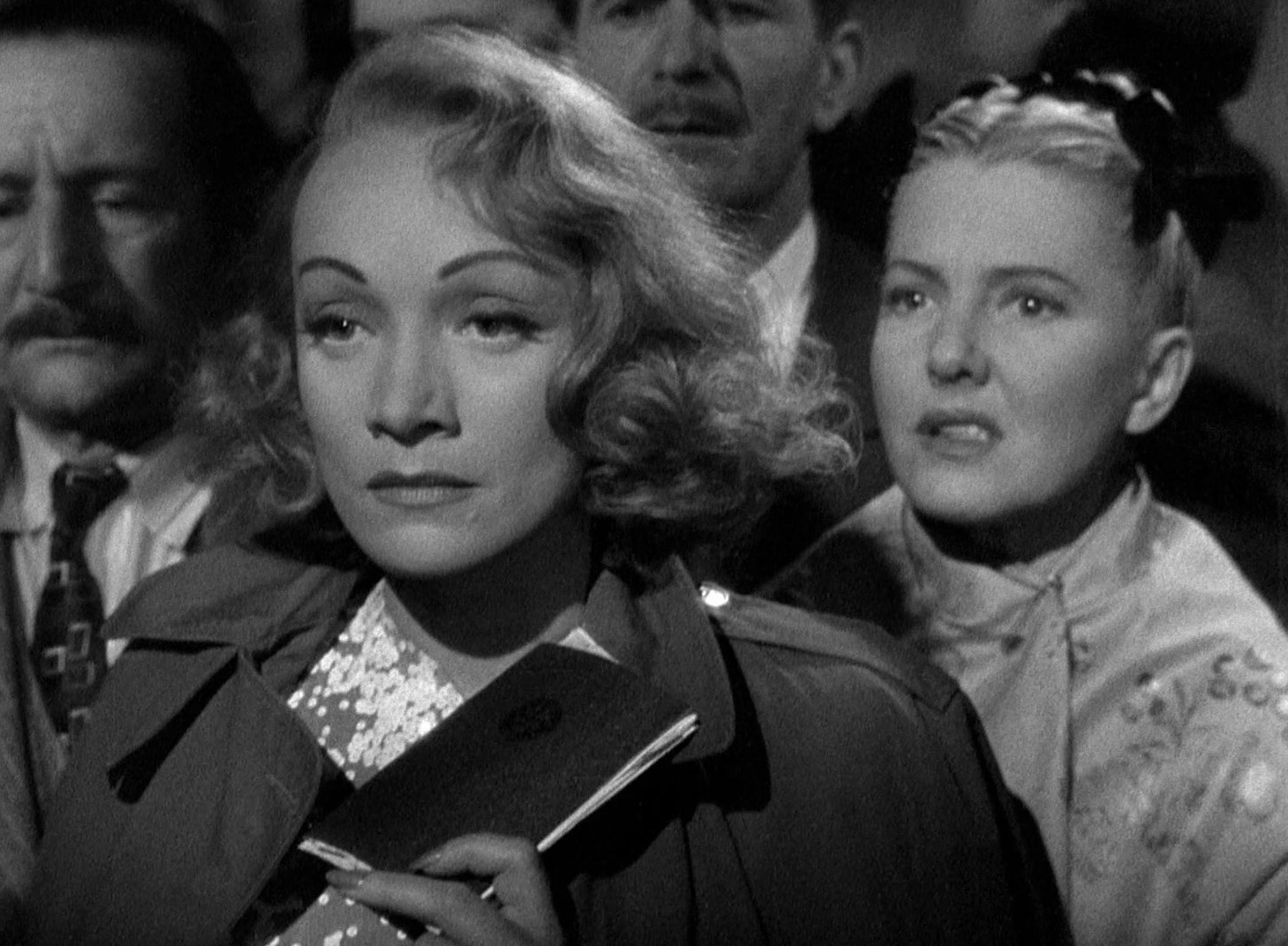 A Foreign Affair (1948) —  shot,  lighting