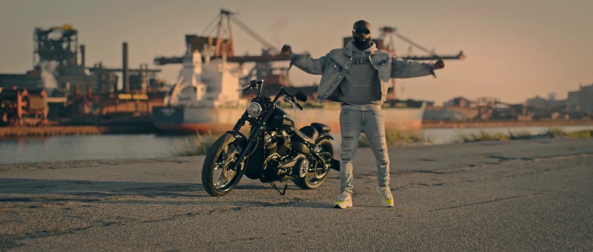 Hallyday (2021) —  shot,  lighting