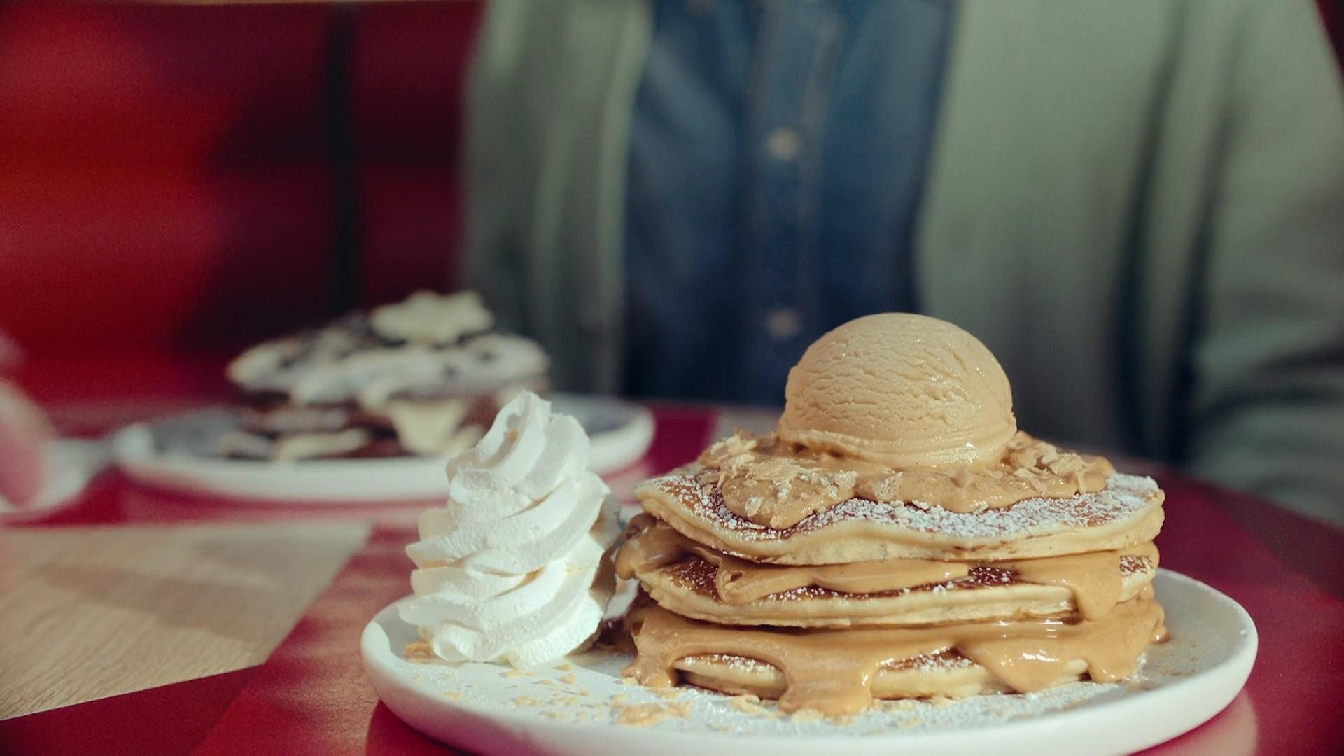VIPS · Pensemos bien las tradiciones (2024) —  shot,  lighting