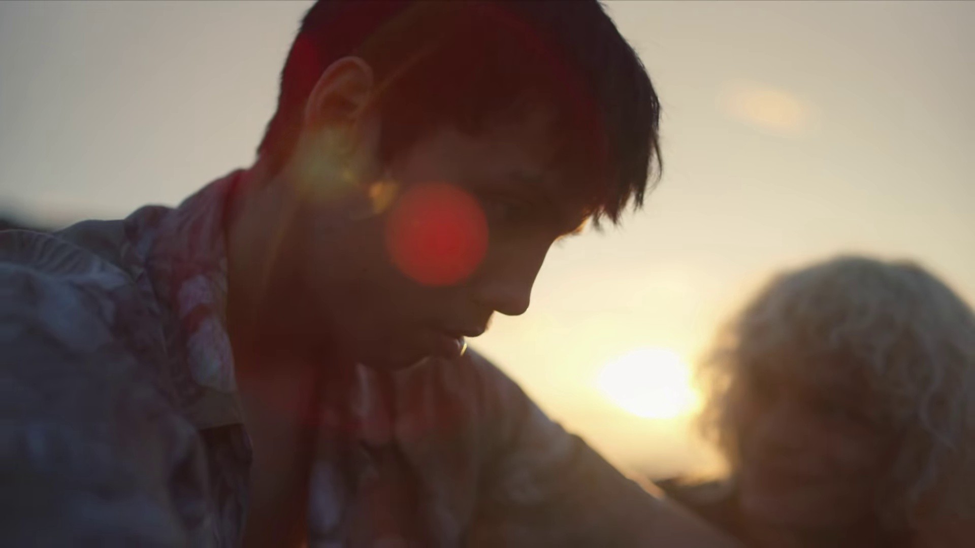 Neo Surf  (2021) —  shot,  lighting