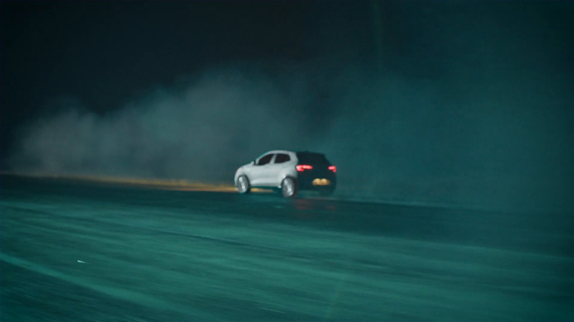 FIAT - Feel (2017) —  shot,  lighting