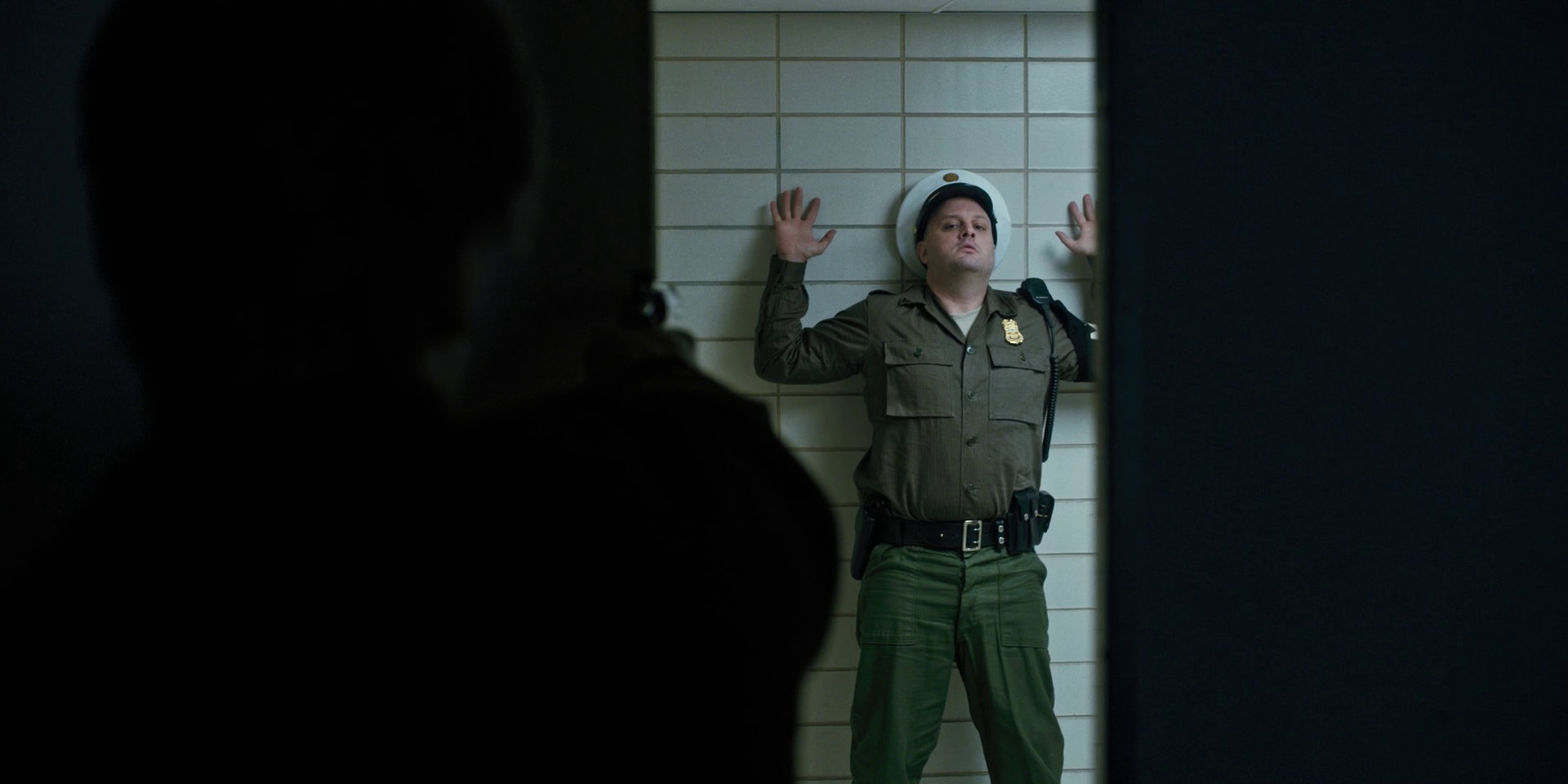 Chapter Five: The Flea and the Acrobat (2016) —  shot,  lighting