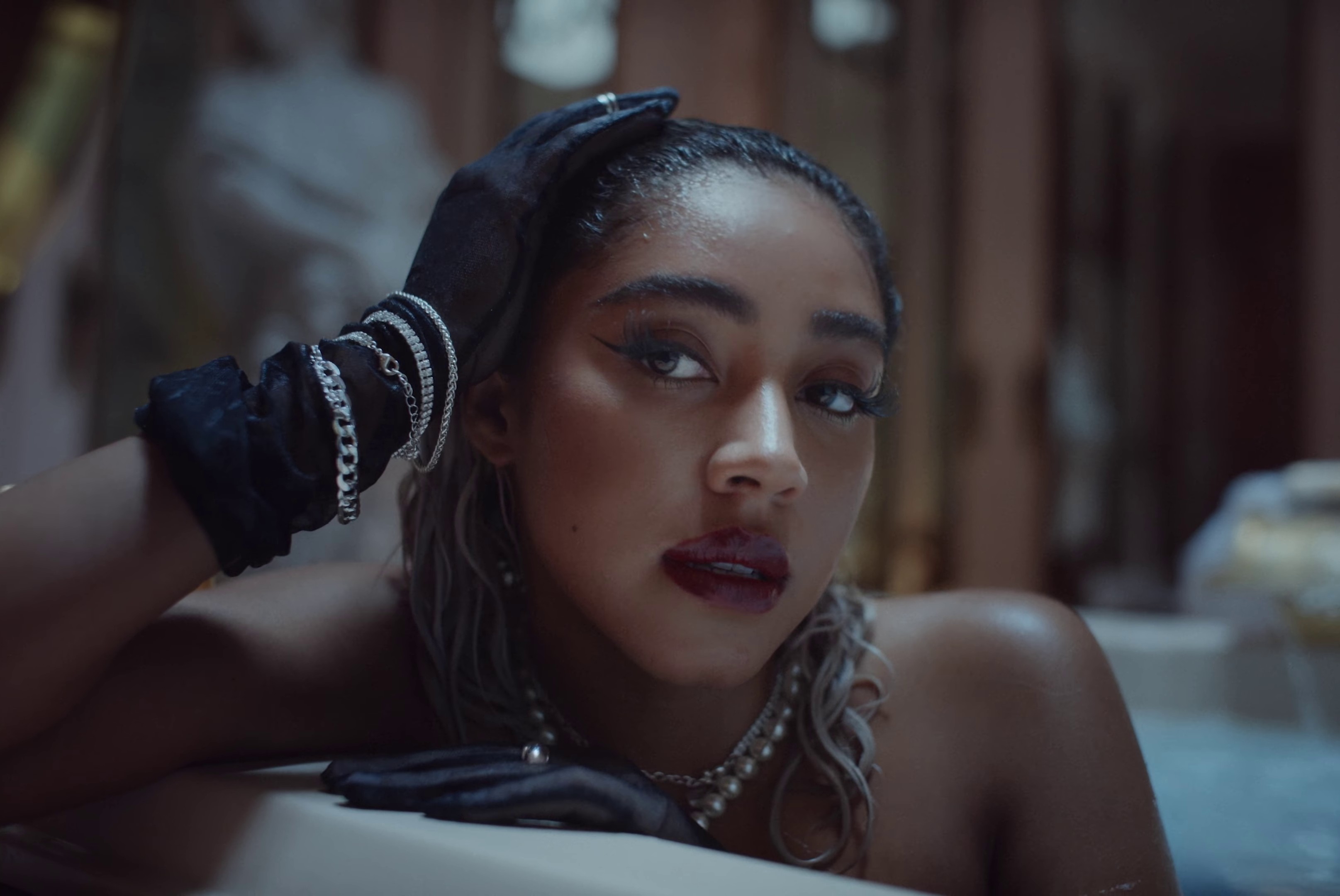 SOMEBODY (2021) —  shot,  lighting