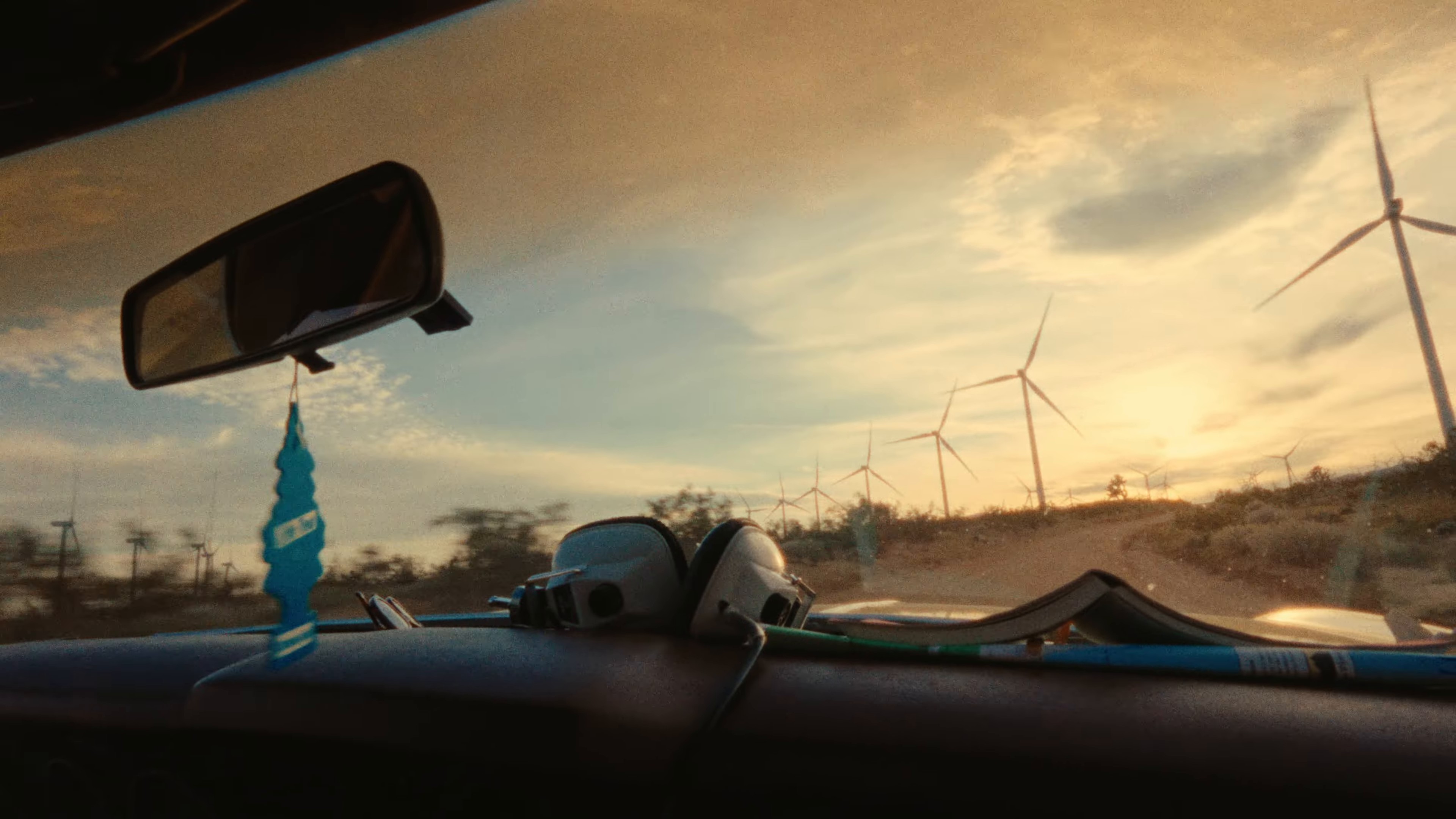 Abejas a la Miel (2024) —  shot,  lighting