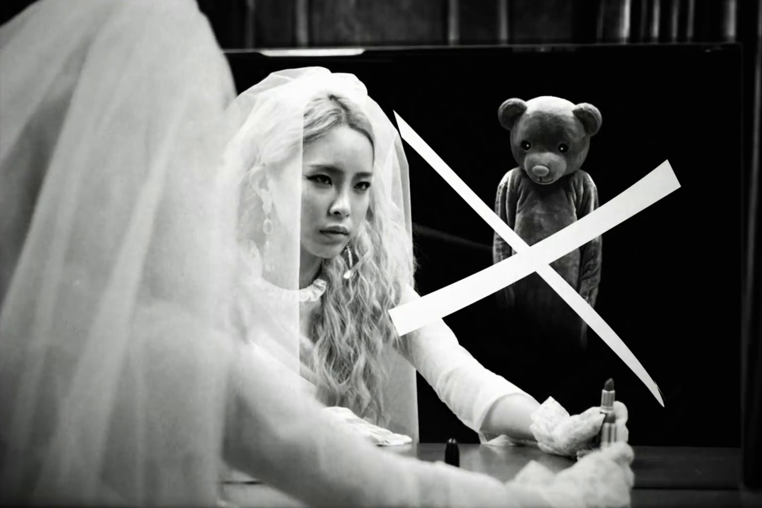 Jenga  (2018) —  shot,  lighting