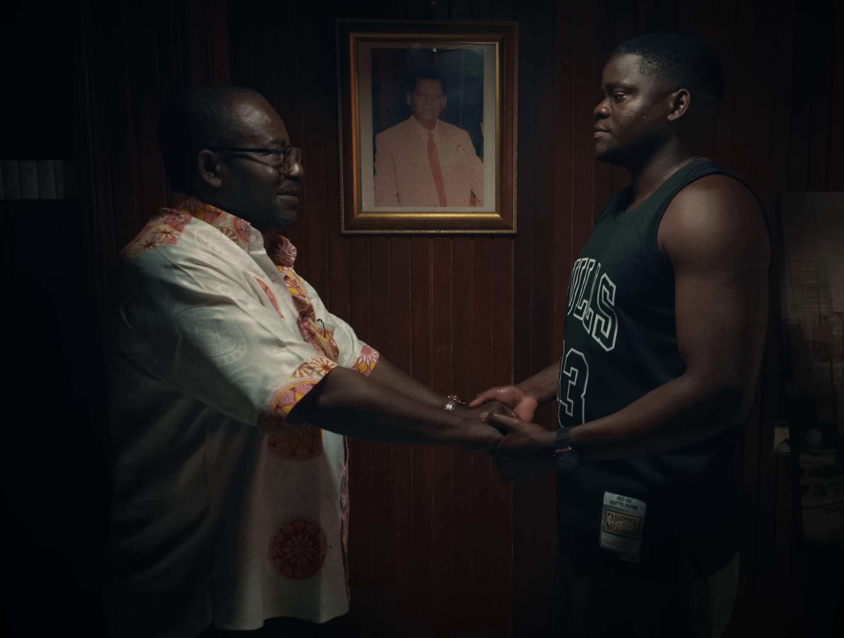 Bienvenue à B'Hell Vue (2023) —  shot,  lighting