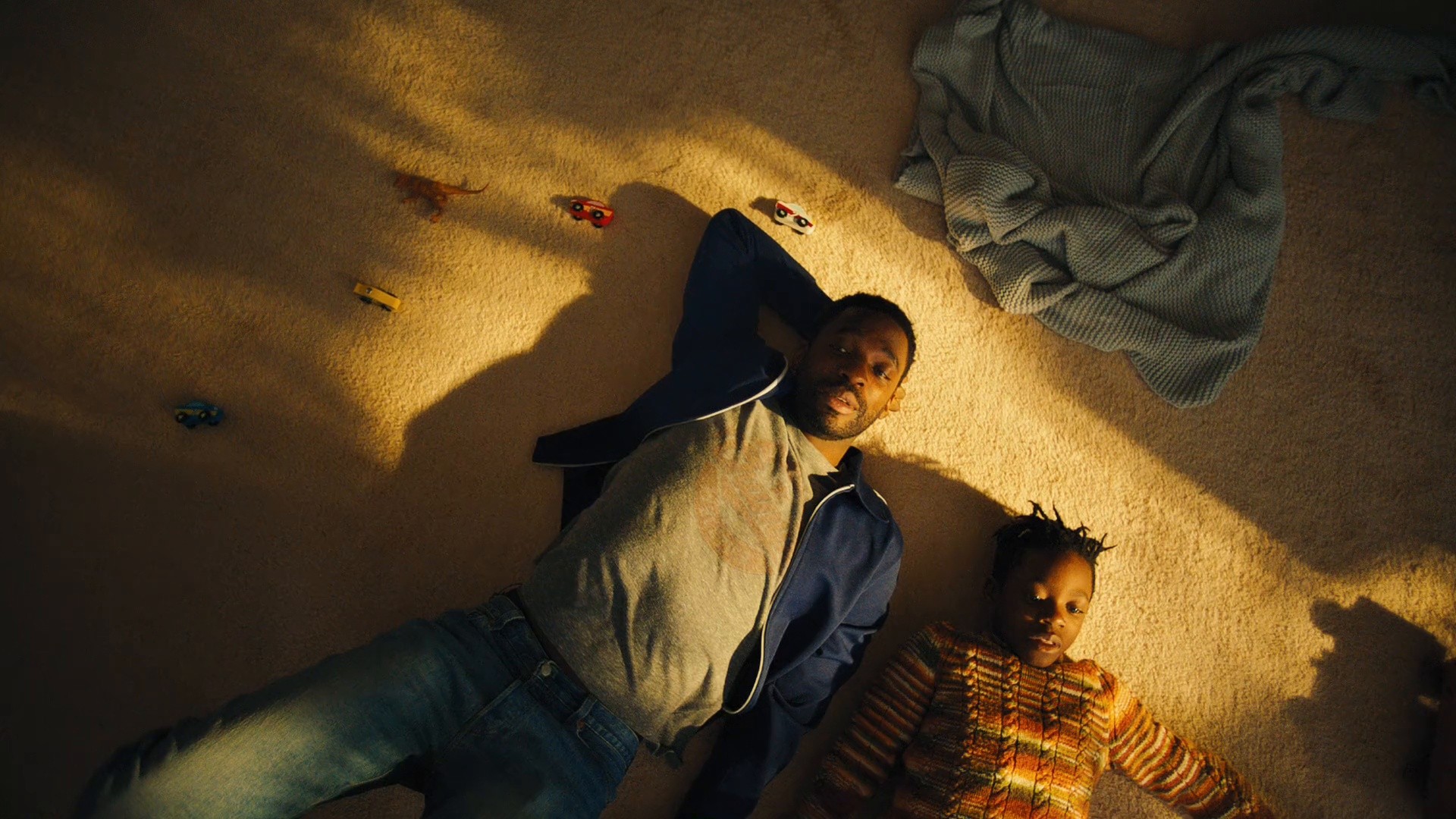 Expedia "Wisdom & Obi" (2024) —  shot,  lighting