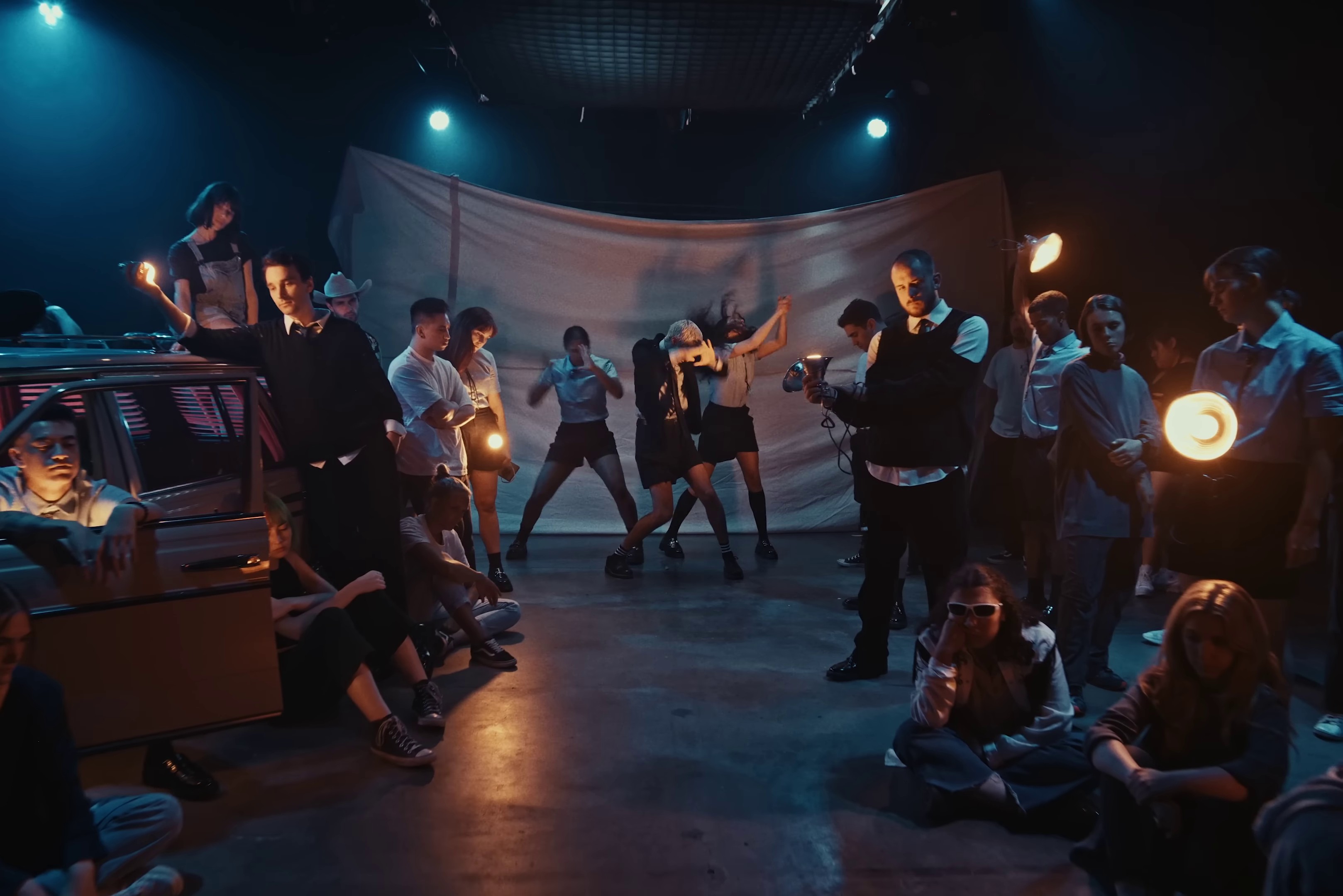 Did I Make You Up (2022) —  shot,  lighting