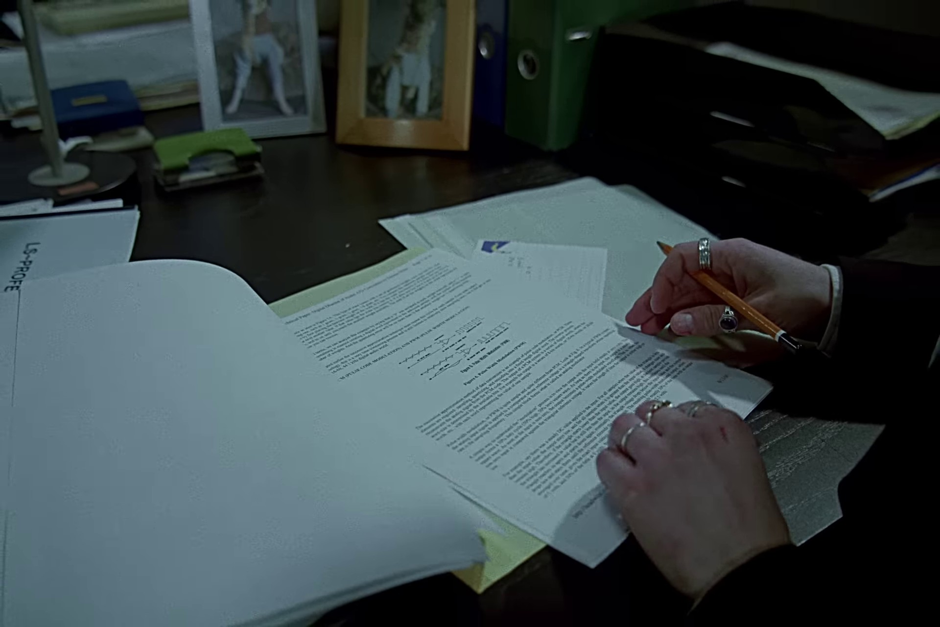 Breathe in breathe out (2023) —  shot,  lighting