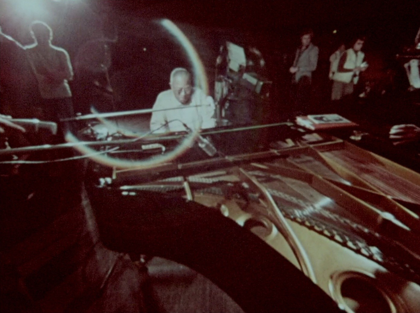 Köln 75 (2025) —  shot,  lighting