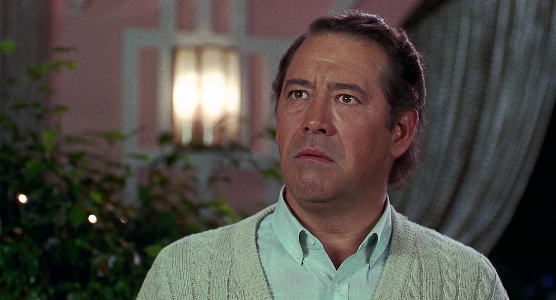 Who's Harry Crumb? (1989) —  shot,  lighting