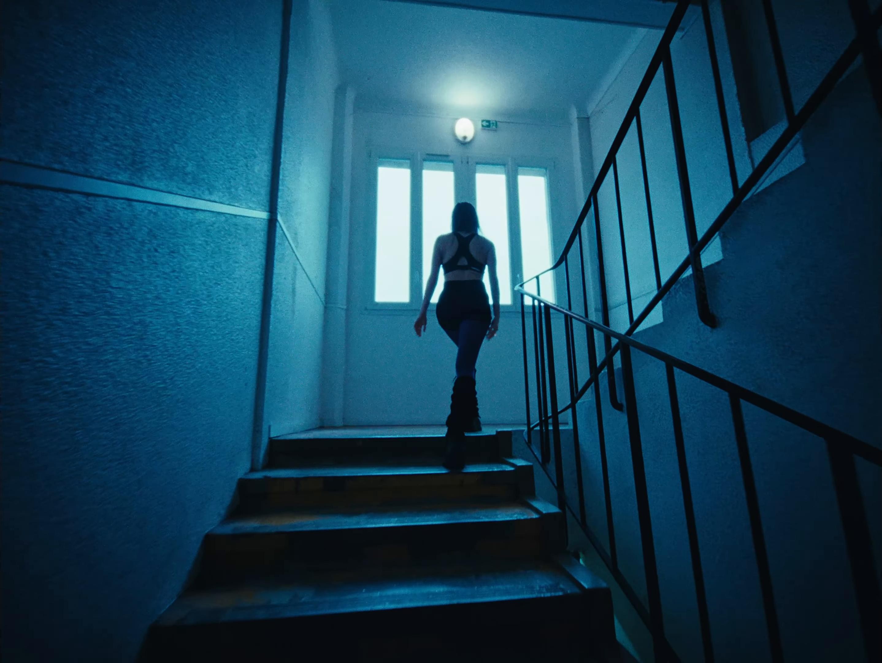 RALENTIS (2025) —  shot,  lighting