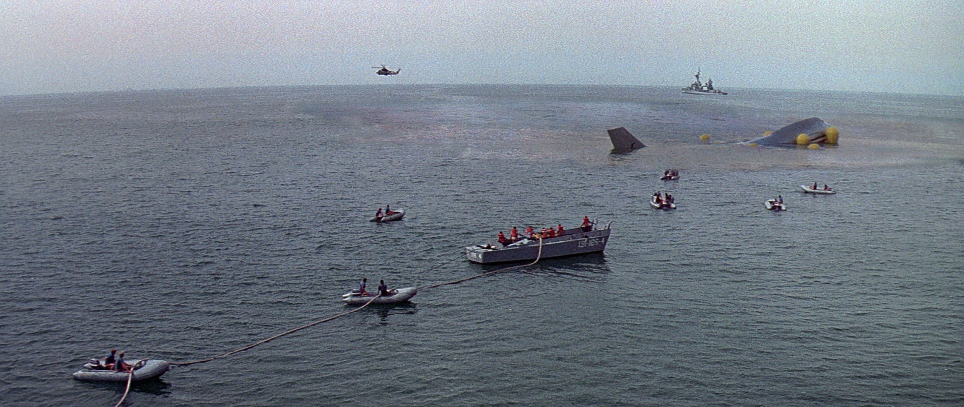 Airport '77 (1977) —  shot,  lighting