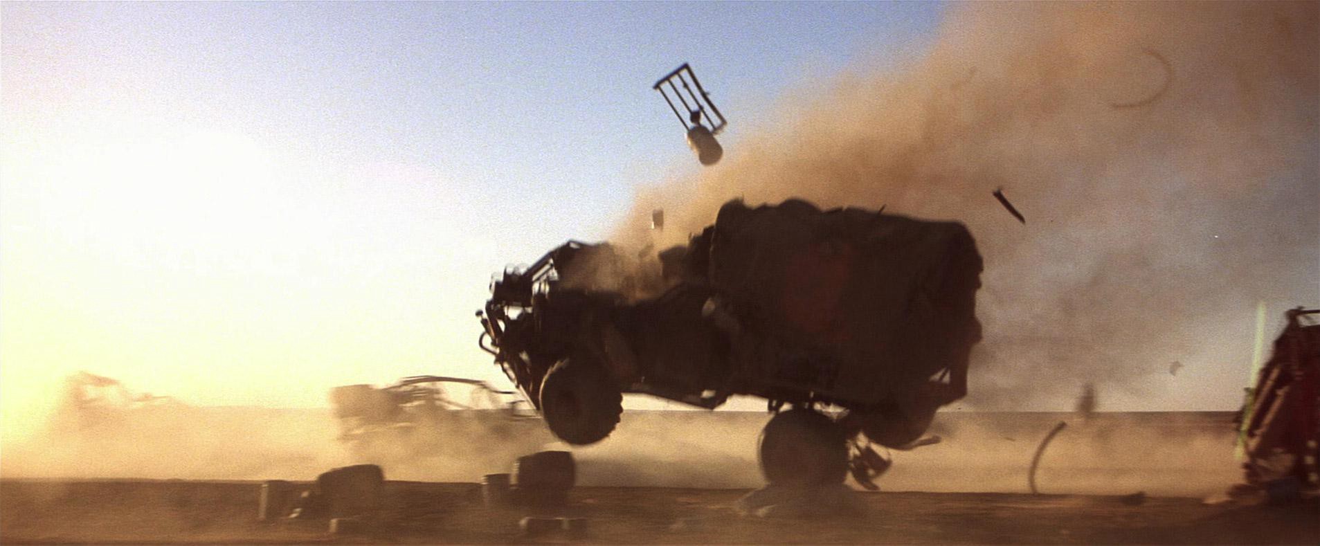 Mad Max Beyond Thunderdome (1985) —  shot,  lighting