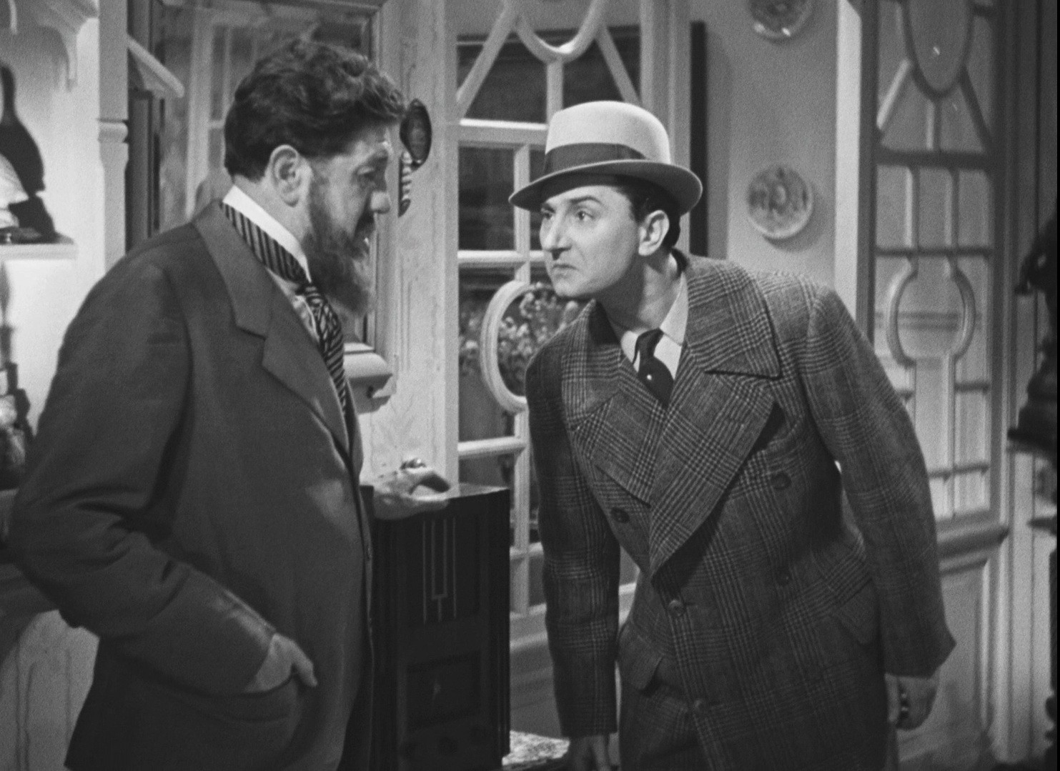 Port of Shadows (1938) —  shot,  lighting