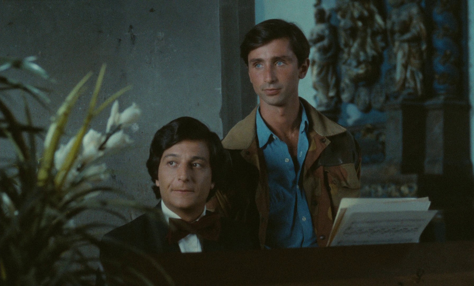 Clara et les Chics Types (1981) —  shot,  lighting