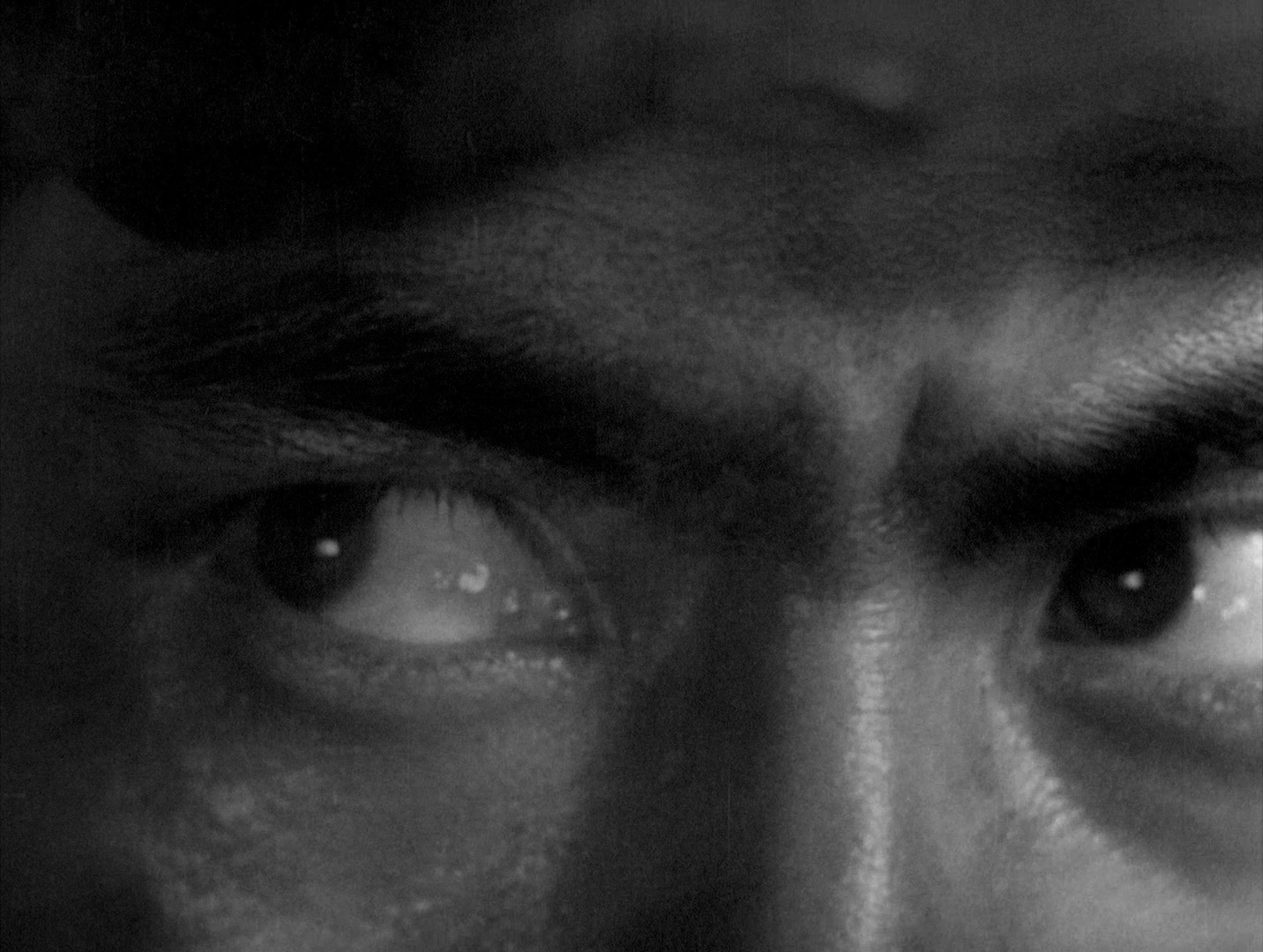 Stray Dog (1949) —  shot,  lighting