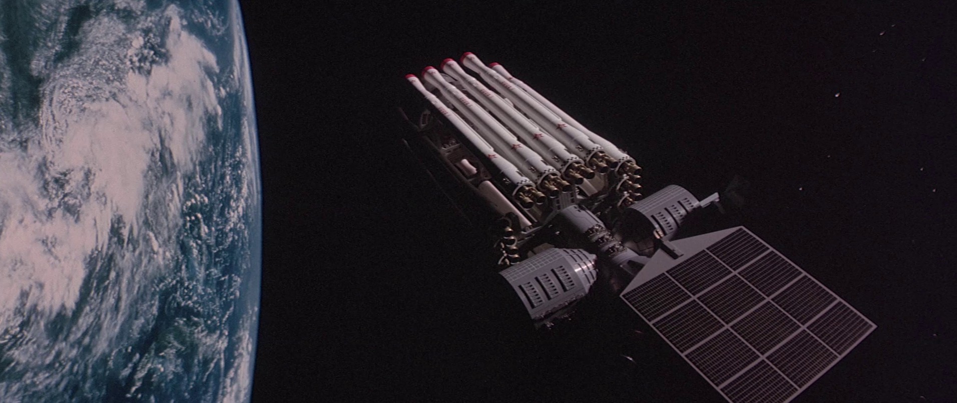 Meteor (1979) —  shot,  lighting