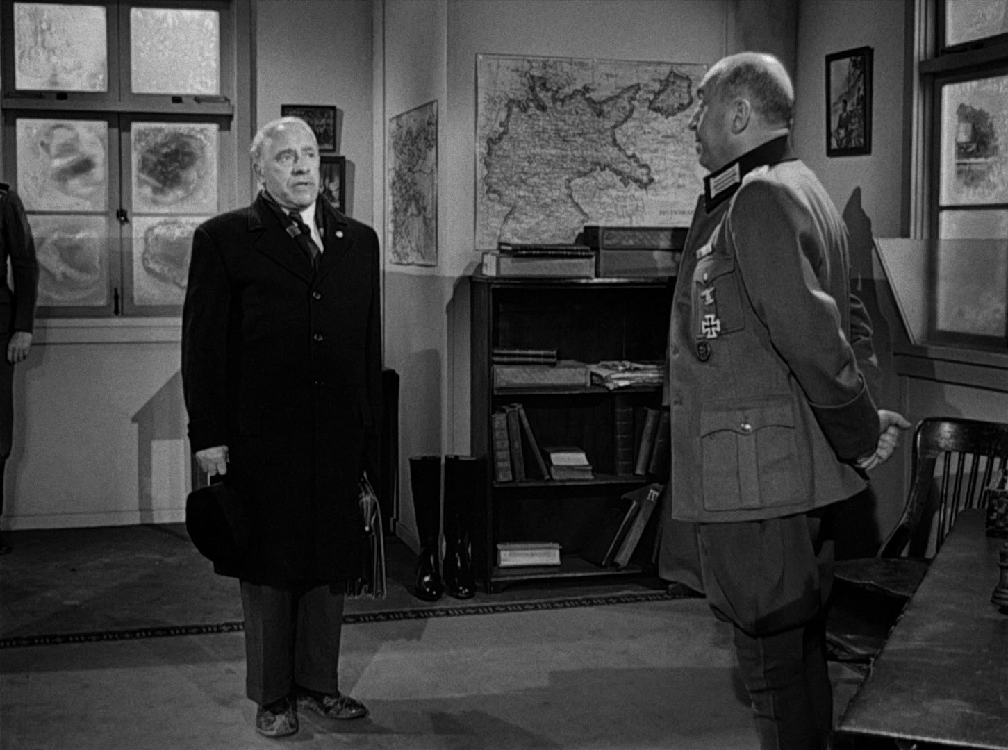 Stalag 17 (1953) —  shot,  lighting