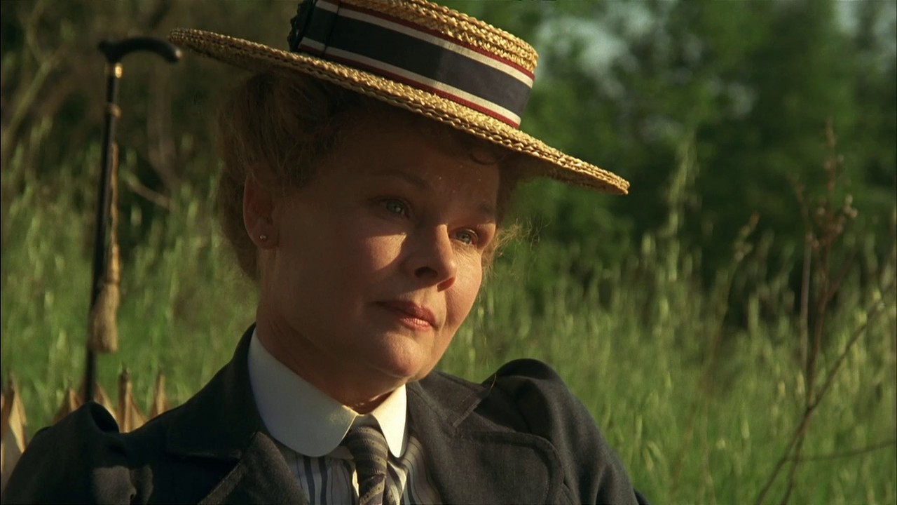 A Room with a View (1985) —  shot,  lighting