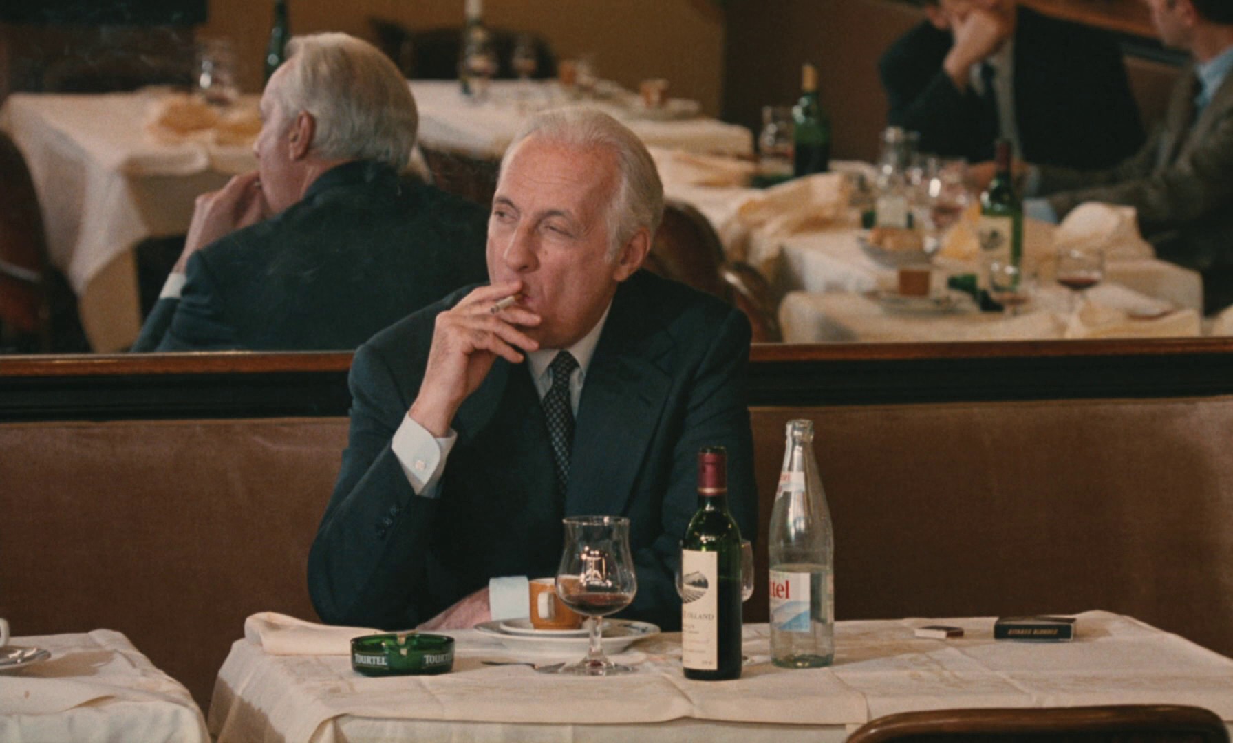 Nelly & Monsieur Arnaud (1995) —  shot,  lighting