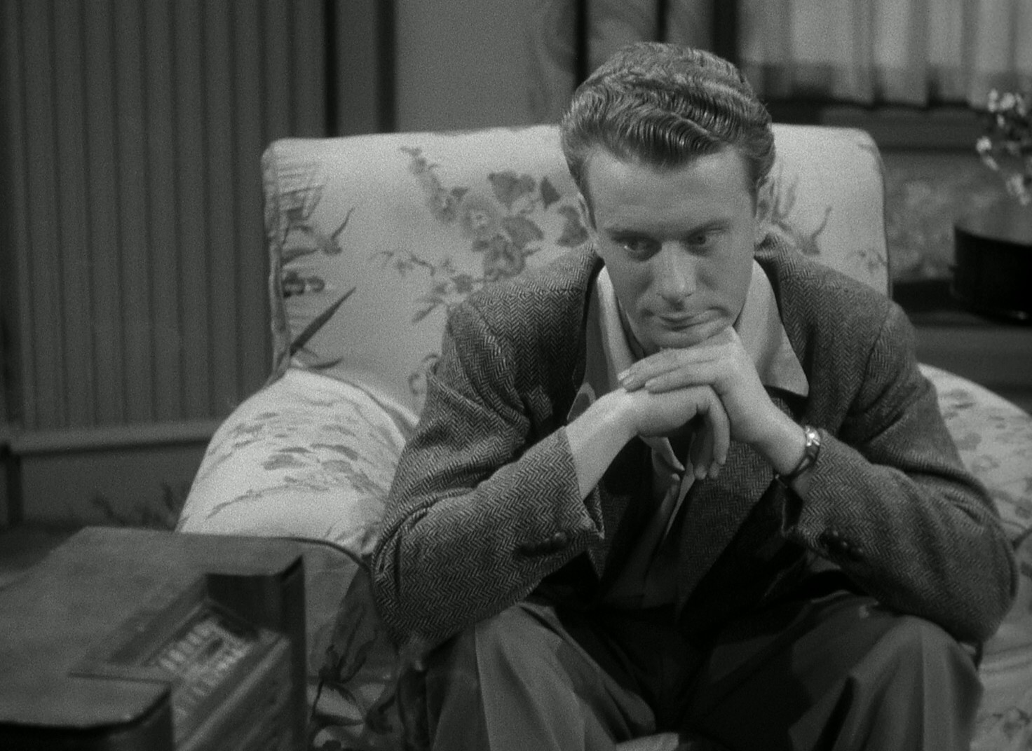 The Mad Ghoul (1943) —  shot,  lighting