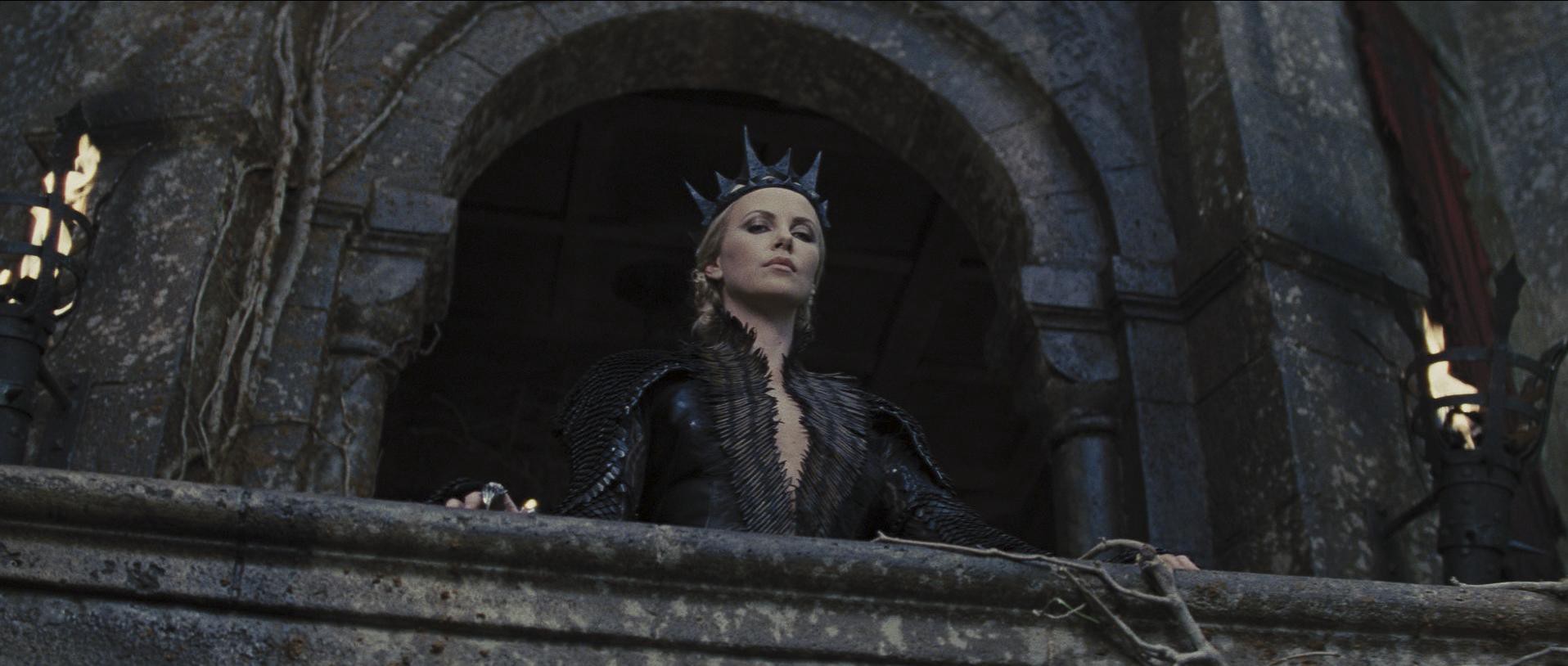 Snow White and the Huntsman (2012) —  shot,  lighting