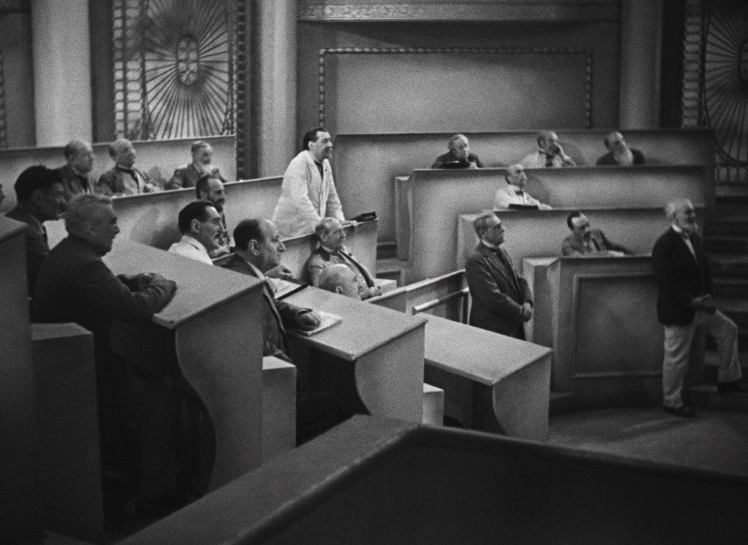 Le dernier milliardaire (1934) —  shot,  lighting