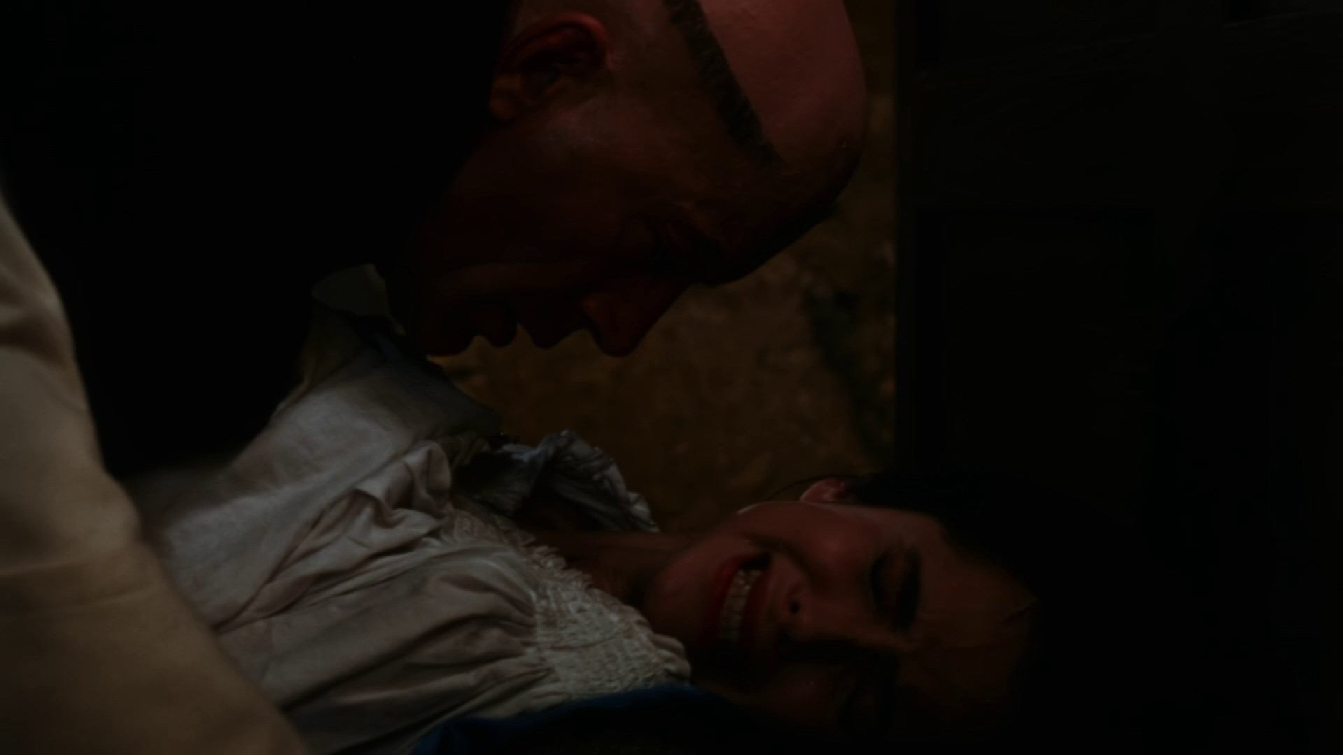 The Pit and the Pendulum (1991) —  shot,  lighting